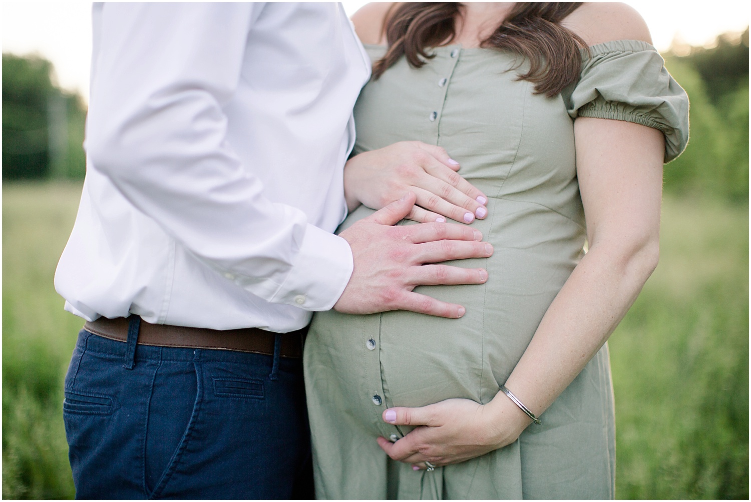 astleigh hill maternity session_0018.jpg