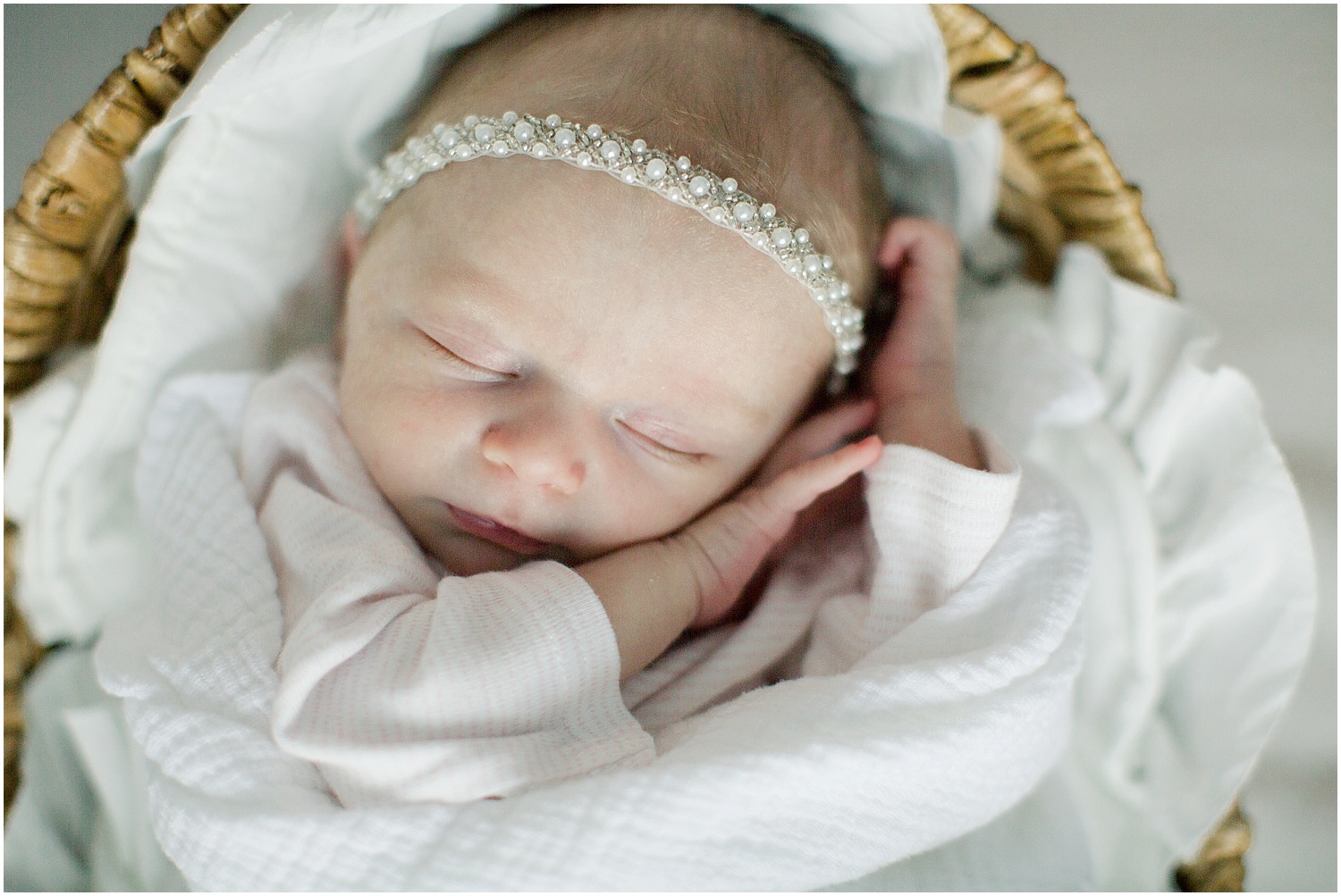 Ashley Powell Photography Vivian Newborn Session_0013.jpg