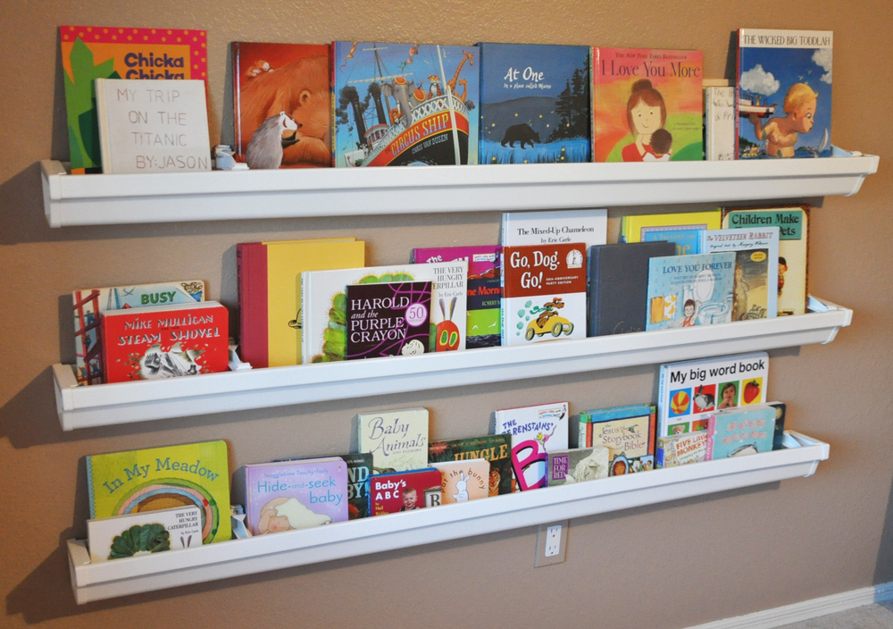 Wall Hanging Literature How To Use Rain Gutters Make Bookshelves Youhangit Rain Gutters To Make Bookshelves