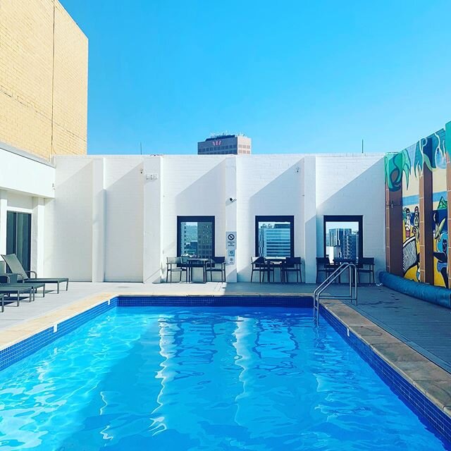 Let&rsquo;s pretend for a second that this is my life... visiting instaworthy rooftop pools 😂 #contentproduction #australia #41degrees #adelaide #multimedia #videography #travel #photography #pools