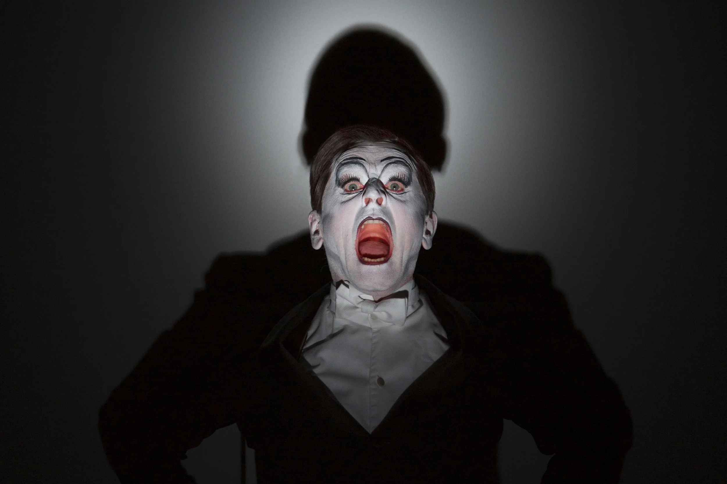 Kneeplay 1 - Mikhail Baryshnikov (Spoleto, 2015)