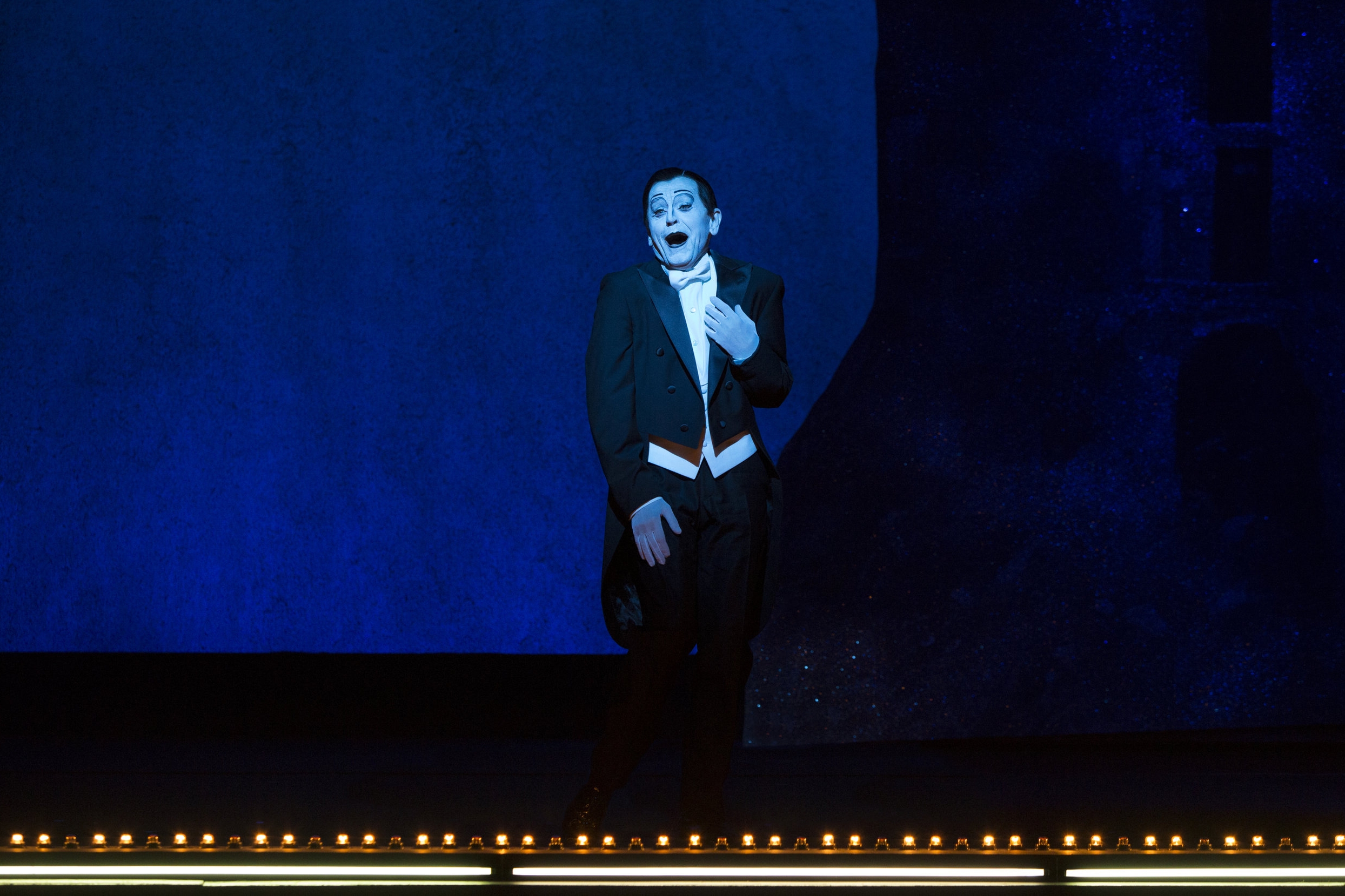 Scene I A - Mikhail Baryshnikov (Spoleto, 2015)