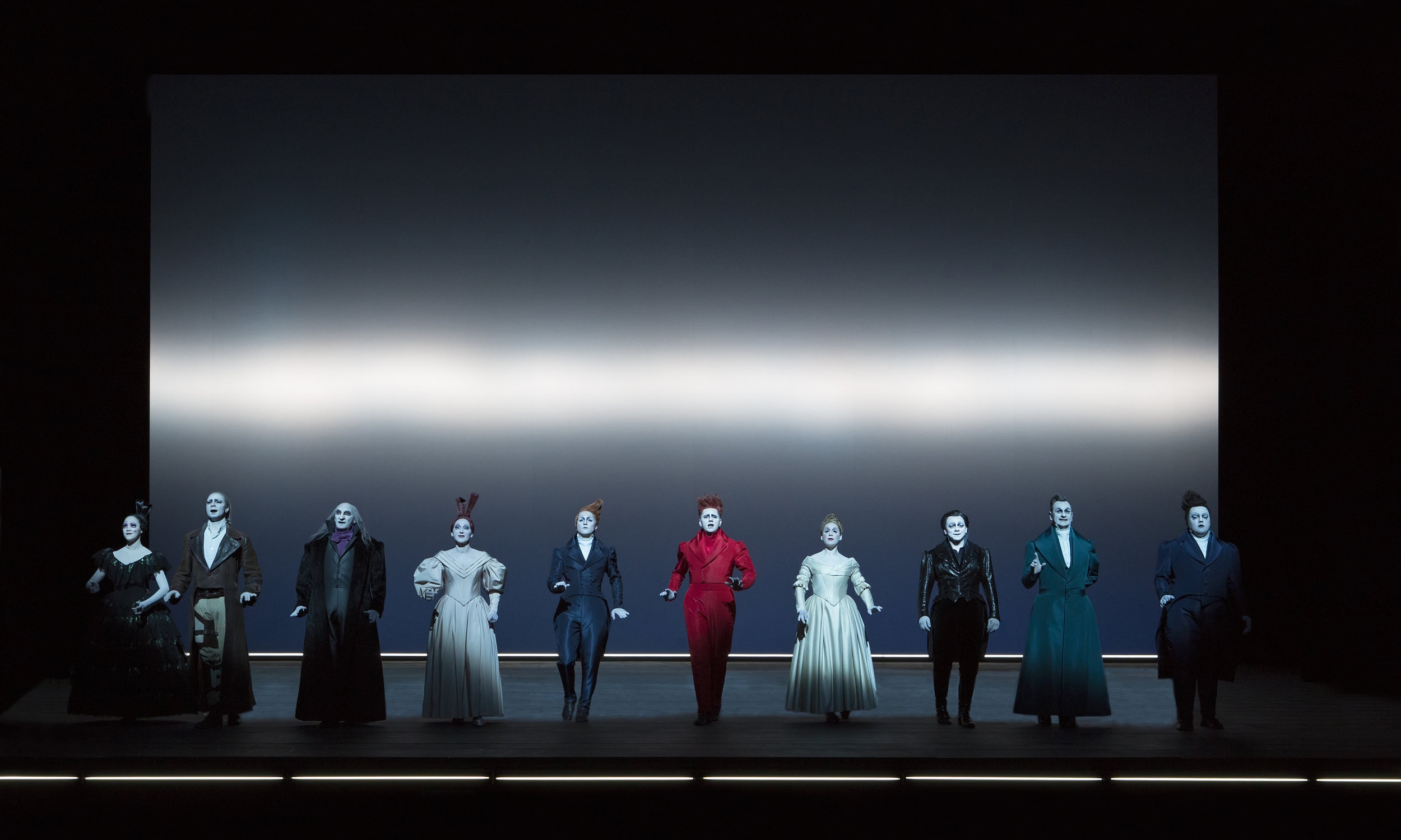 Yi-An Chen (Olimpia), André Kaczmarczyk (Sandman), Andreas Grothgar (Coppola), Rosa Enskat (Mother), Jonas Friedrich Leonhardi (Lothar), Christian Friedel (Nathanael), Lou Strenger (Clara), Konstantin Lindhorst (Spalanzani), Rainer Philippi (Father), Alexej Lochmann (Siegmund) Photograph © Lucie Jansch