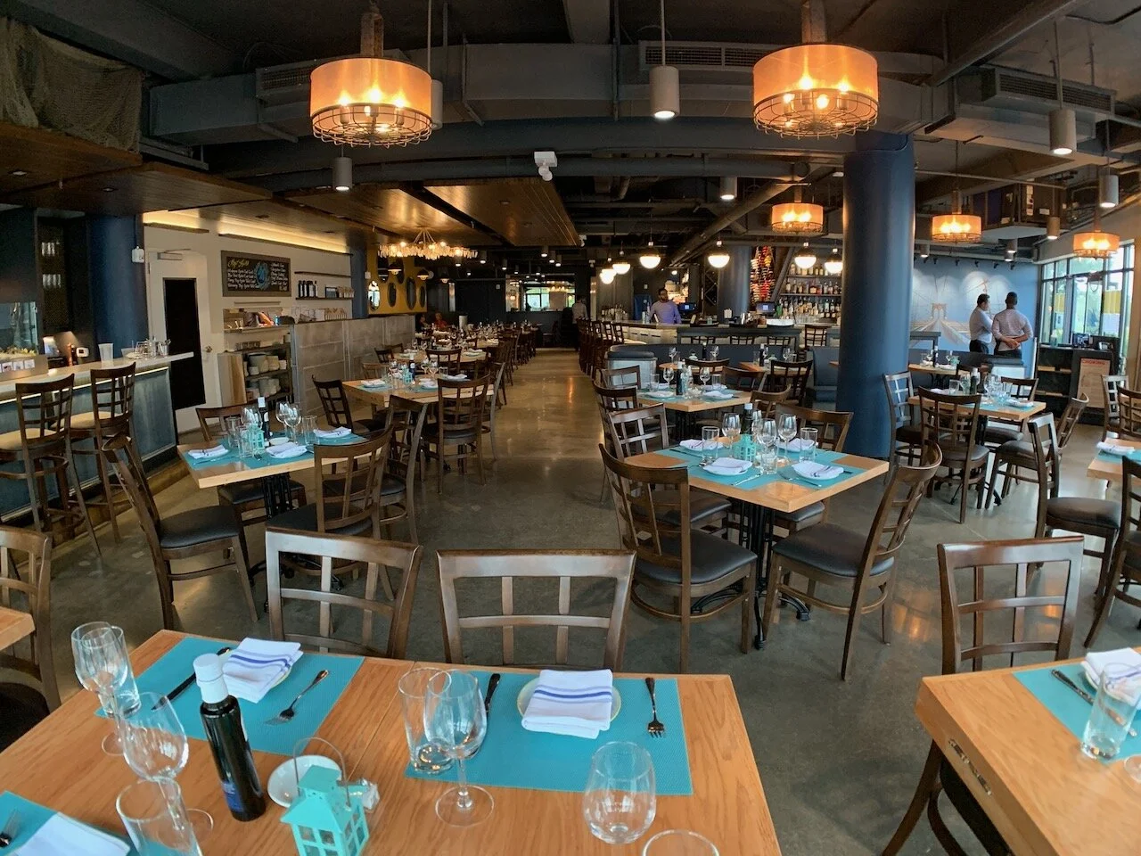 Estuary Brasserie &amp; Bar at One15 Brooklyn Marina, NY