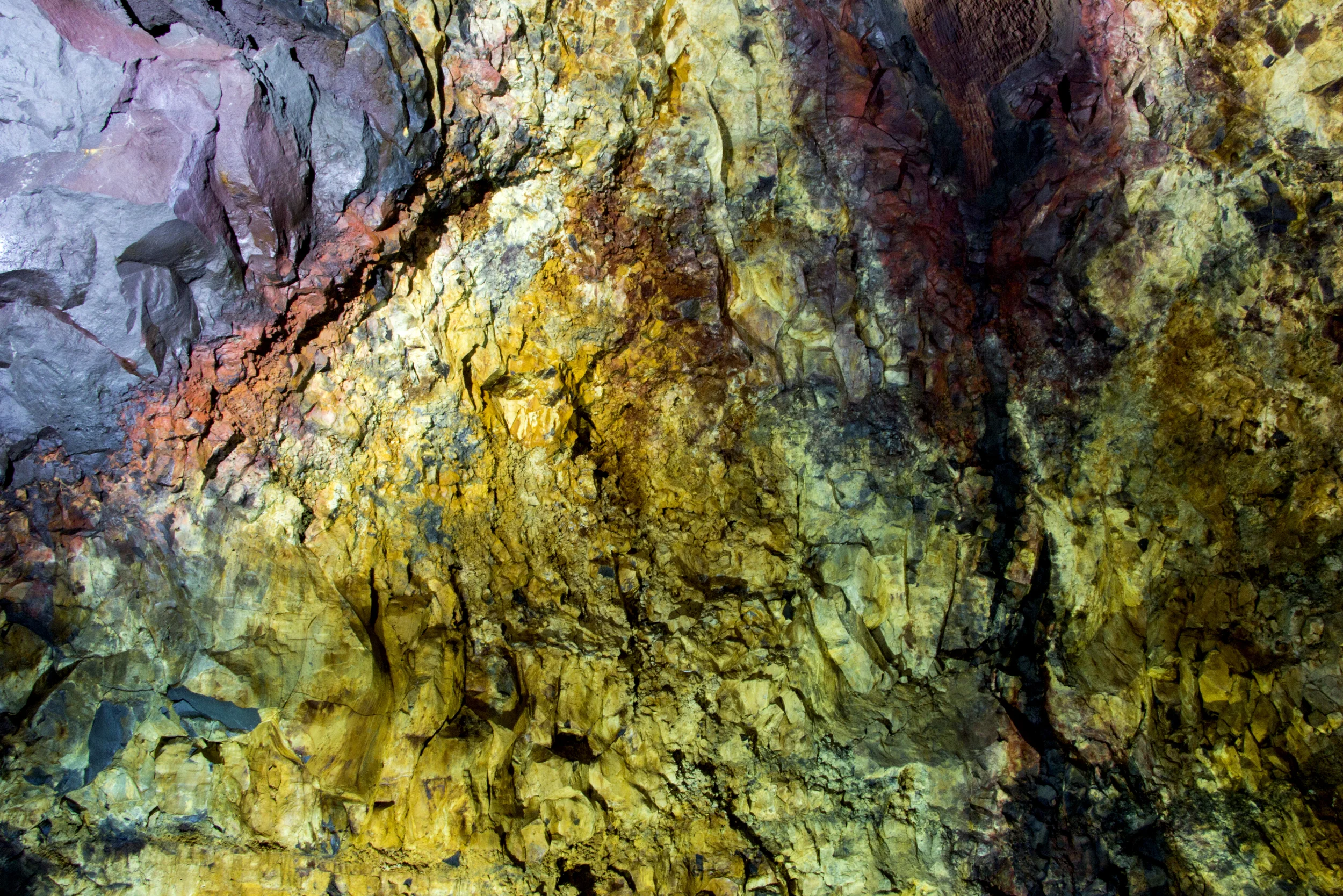  Thrihnukagigur Volcano, 2015  © Zach Ratner 