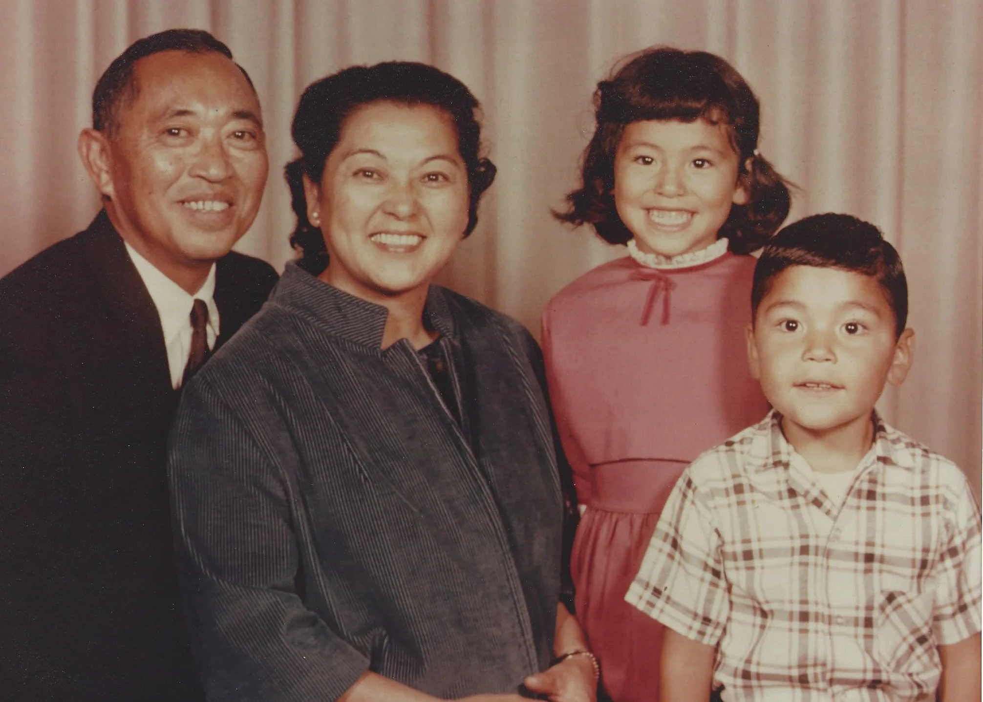 Izzy, Helen, Karen and Genji Otani