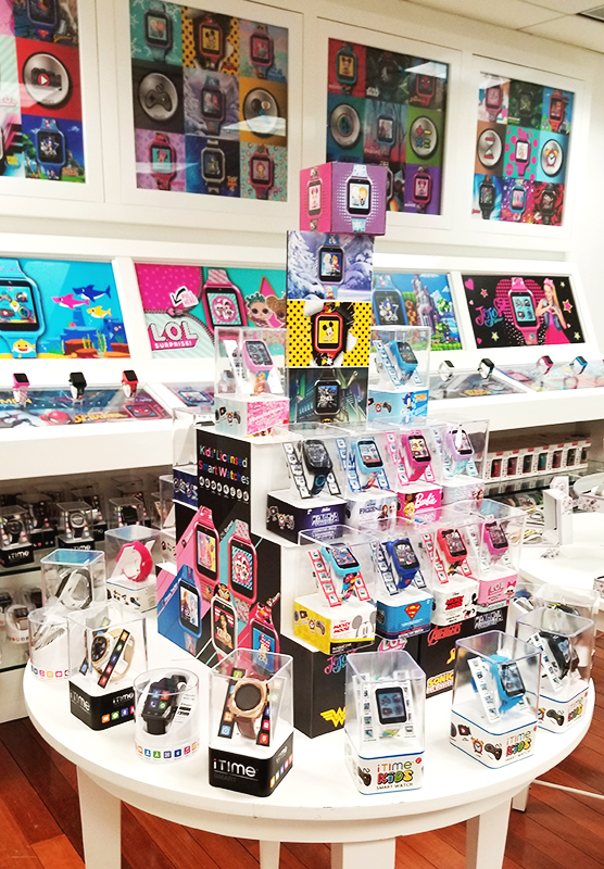 Smart watch pyramid step display designed for market week