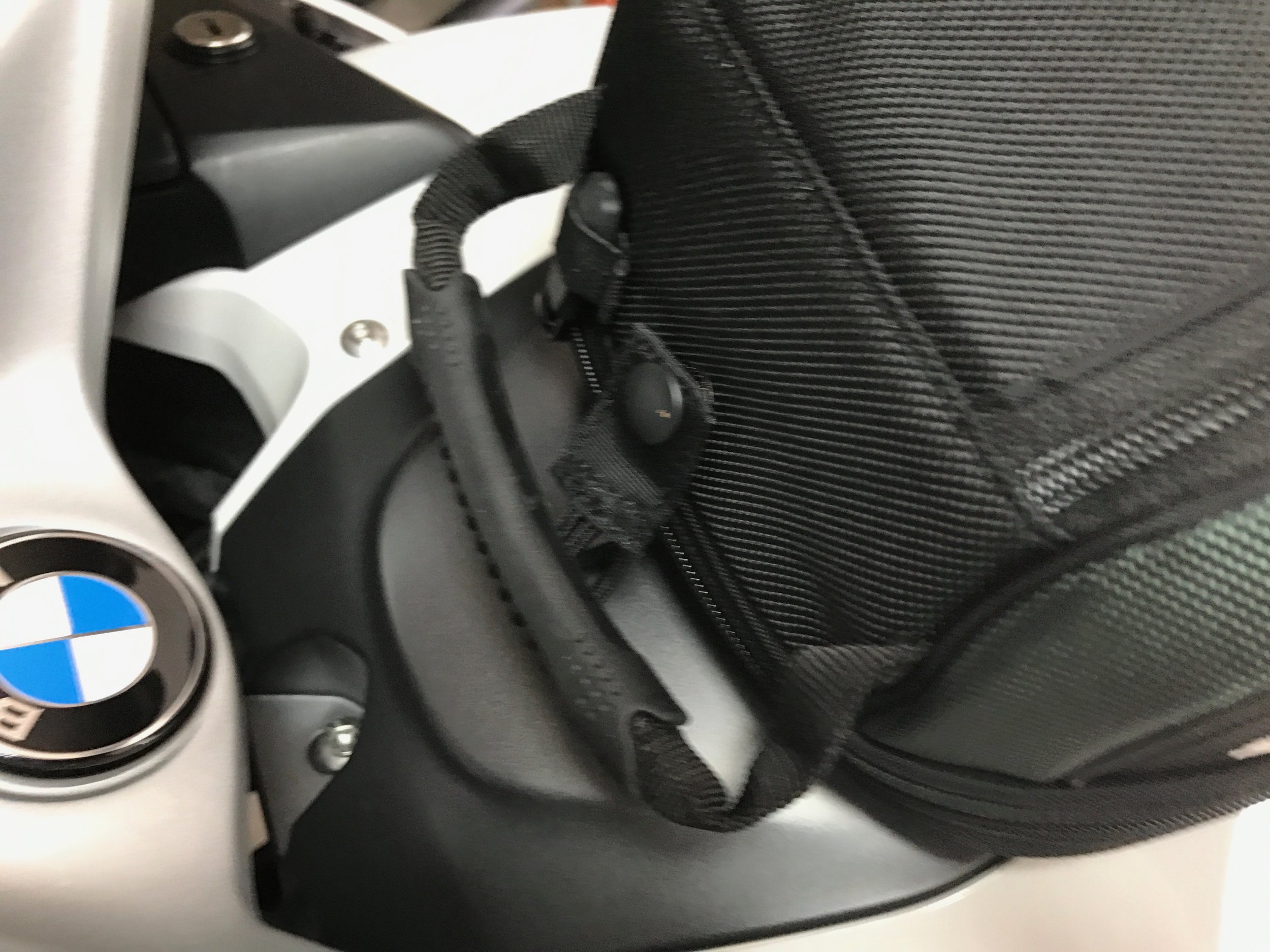 Essential carrying handle makes it a snap to carry around with you. 
