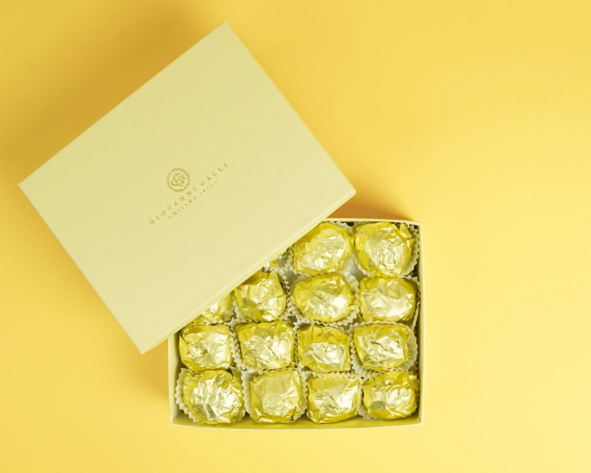 Galli_scatola_32pezzi_avorio_marron_glace_2.JPG