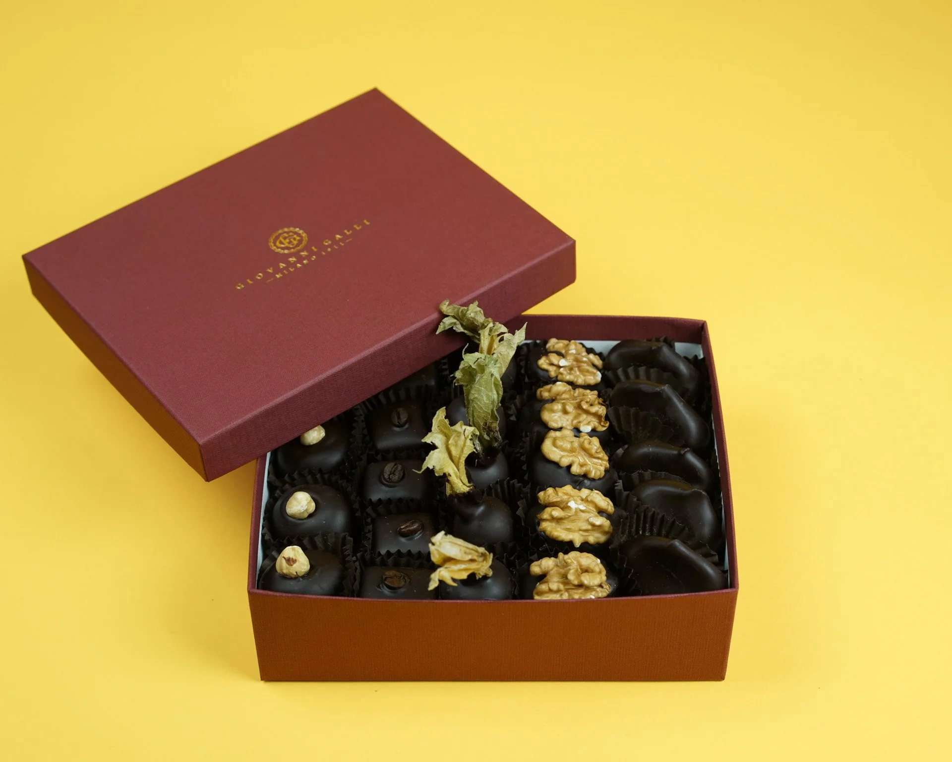 Galli_scatola_32pezzi_bordeaux_cioccolato_1.JPG