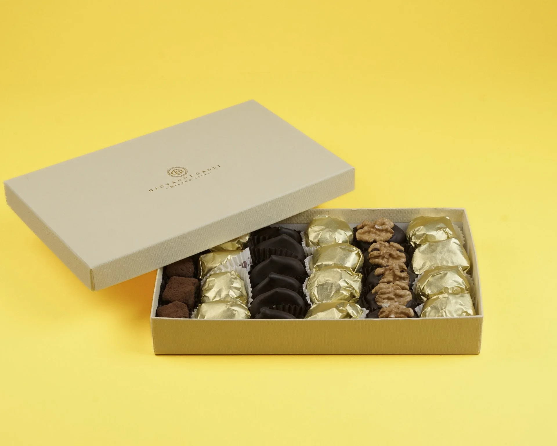 Galli_scatola_24pezzi_avorio_cioccolato_marron_glace.JPG