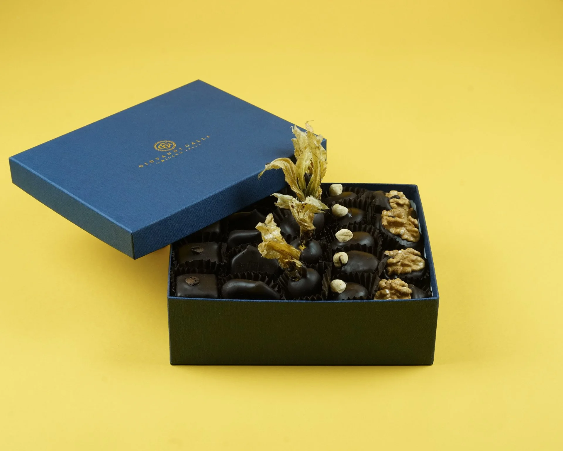 Galli_scatola_32pezzi_blu_cioccolato_1.JPG