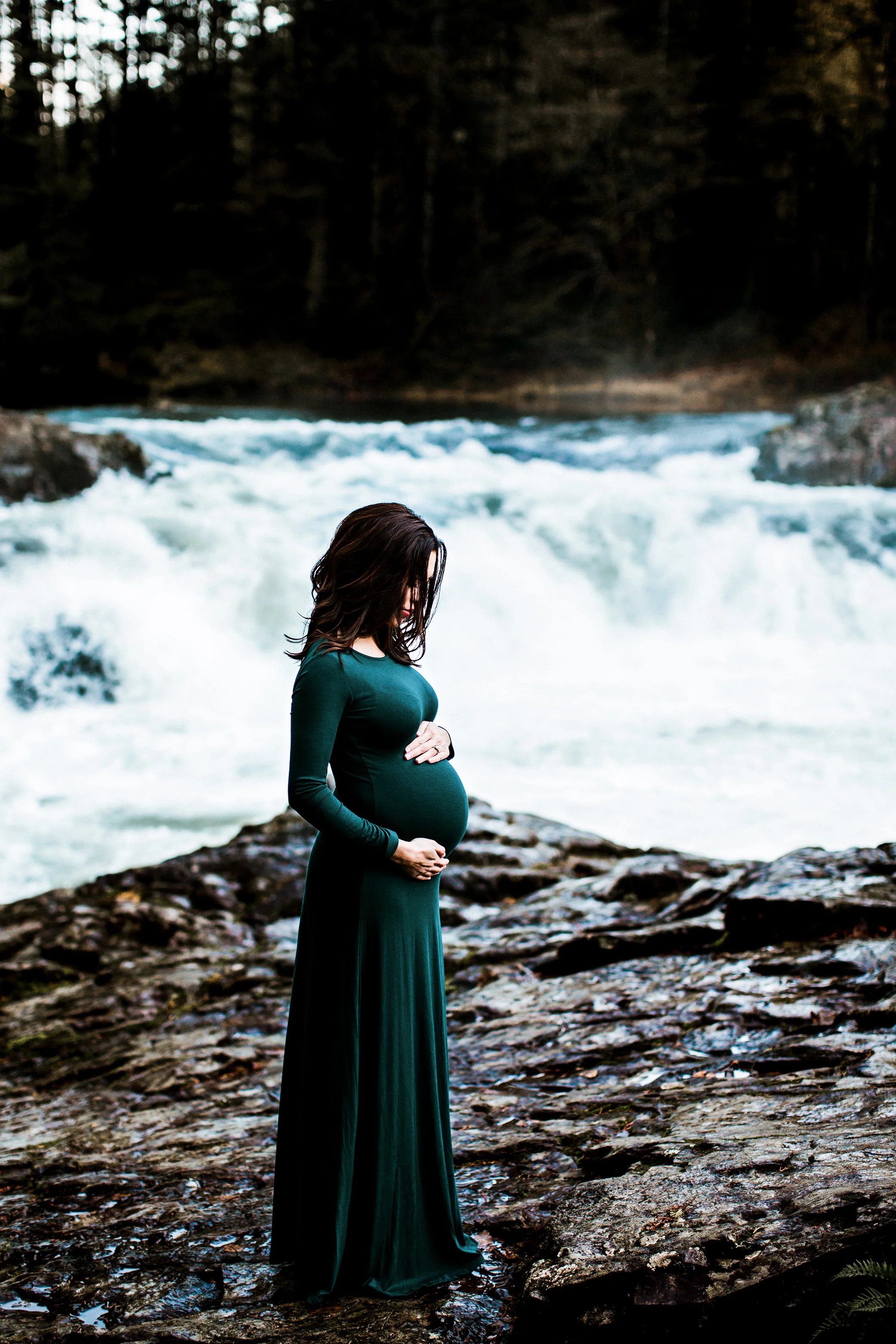 Portland, Oregon Maternity Photographer - Sommessa Photography