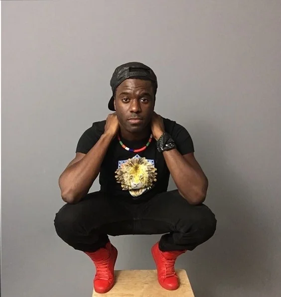 Samuel & Kevin Graphic Lion Short Sleeve Shirt (Chinese Large/ US Medium)