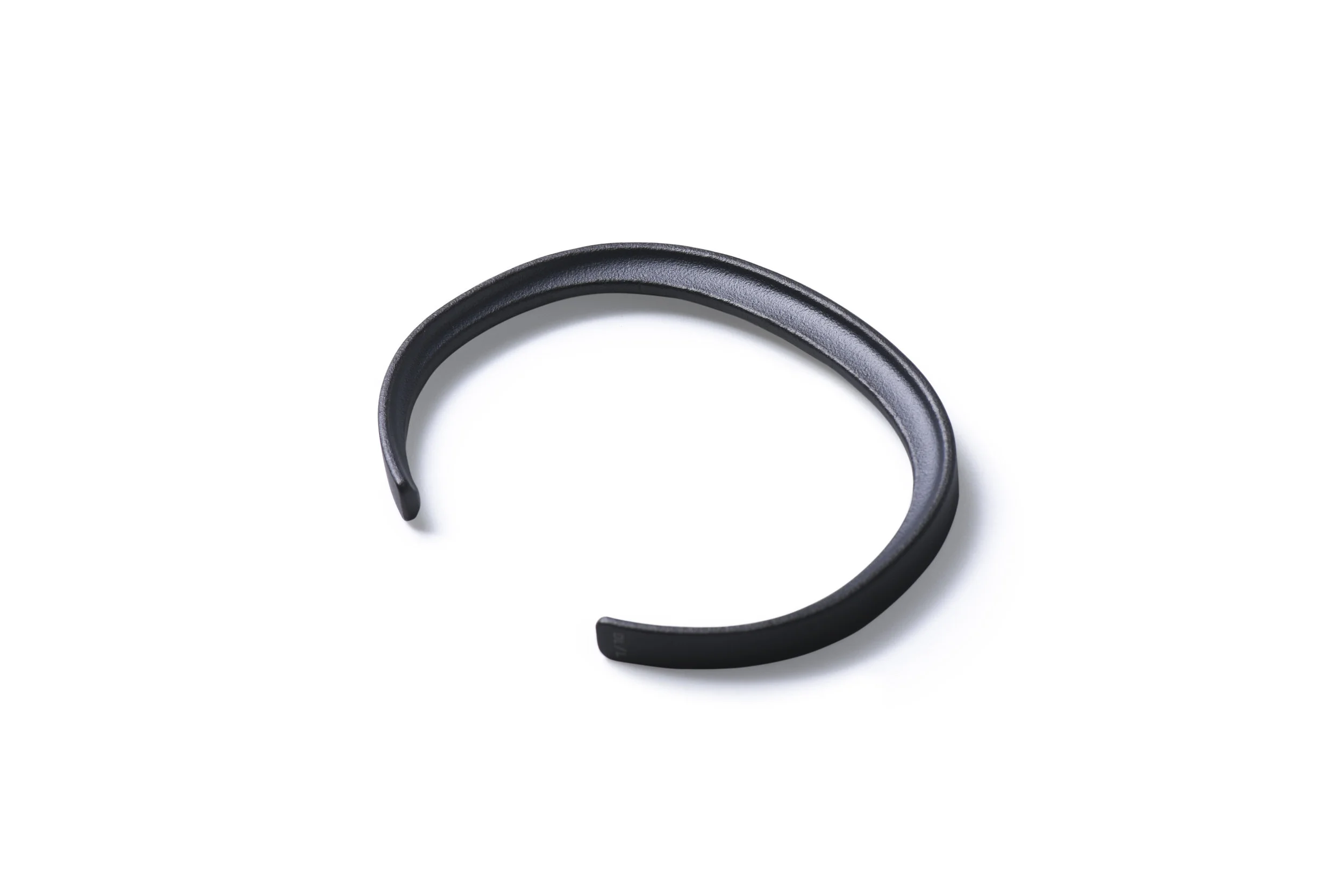 frame_bracelet_black_2.jpg