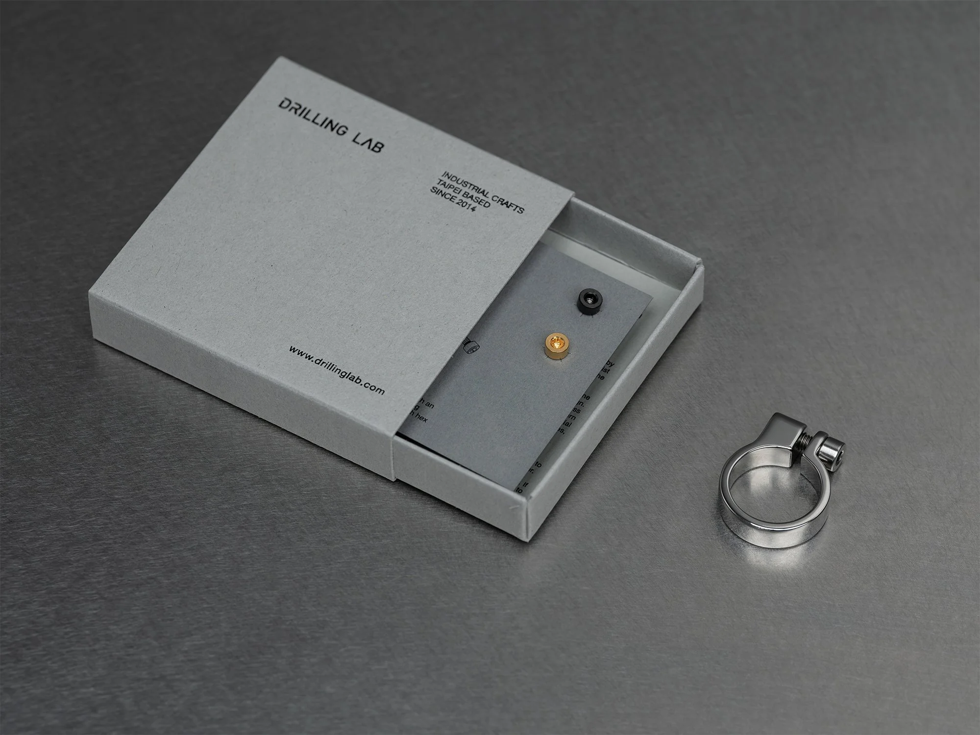 DL-R02-PS_d.jpg