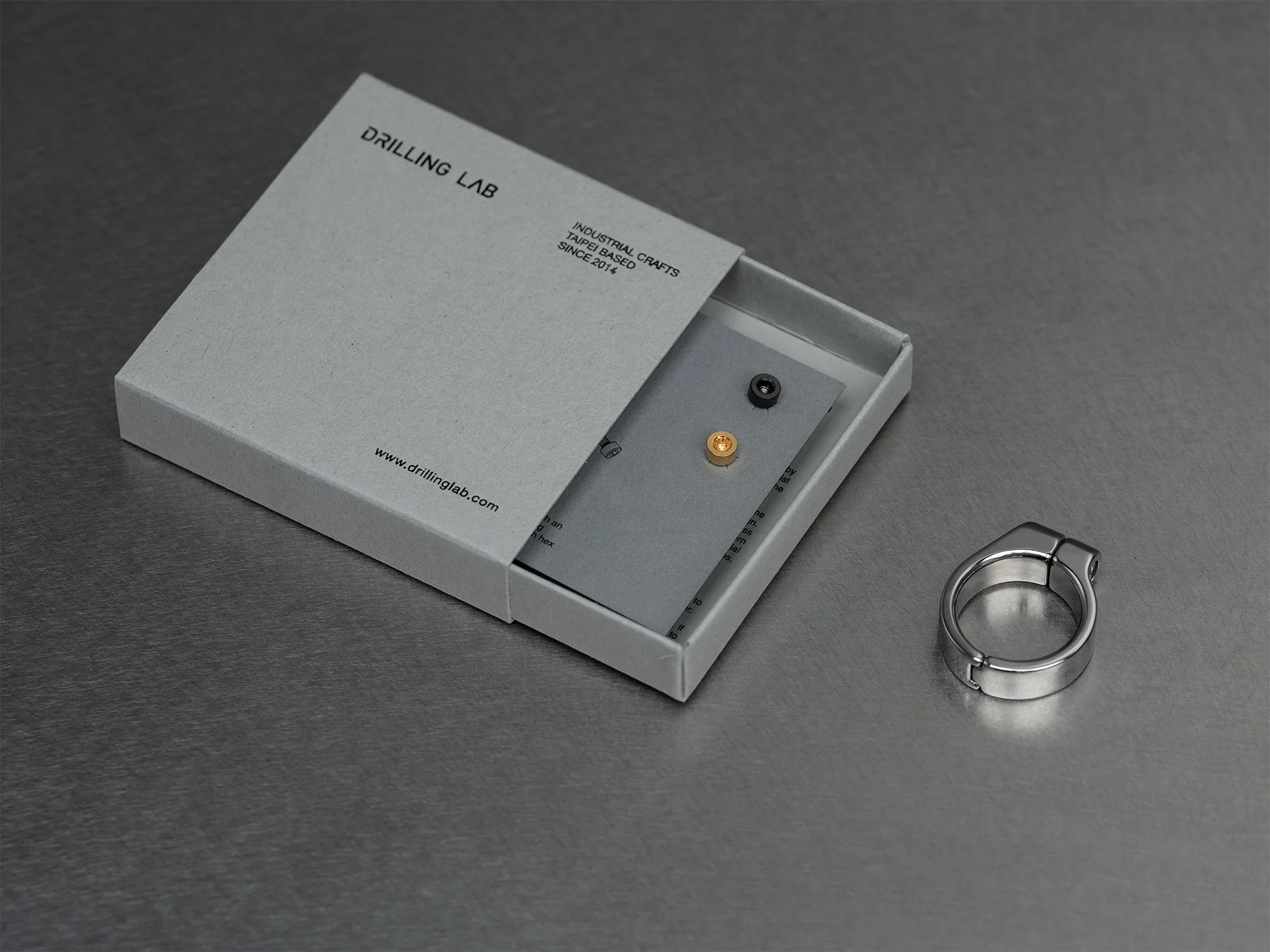 DL-R01-PS_d.jpg