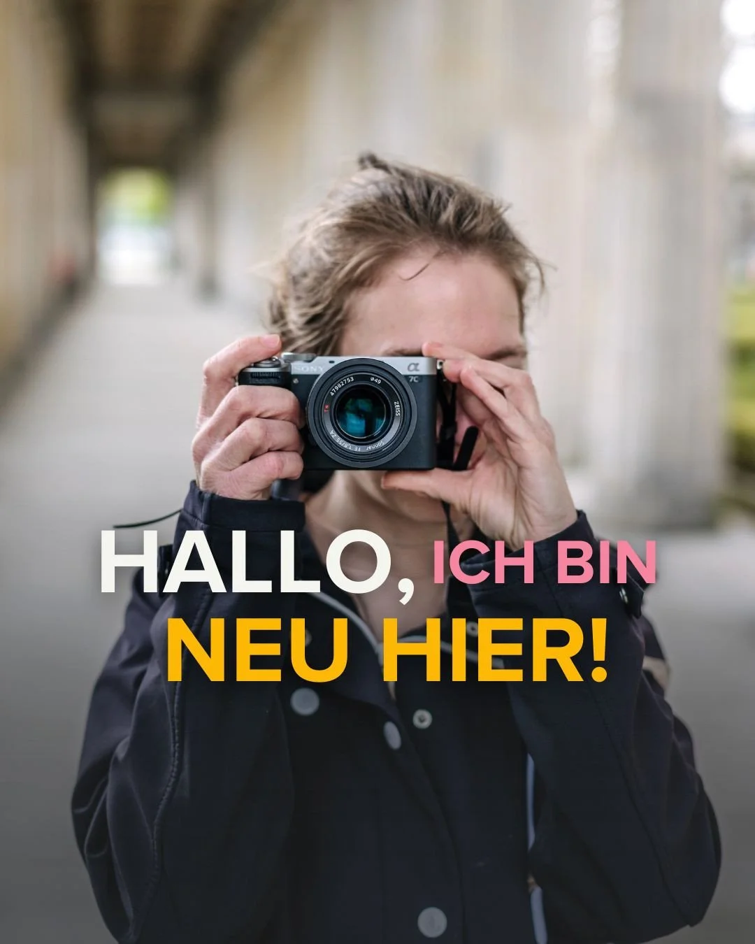 &bdquo;Hallo, ich bin ganz neu!&ldquo; sagt sie und strahlt mich an, mit ihrem Baby in der Trage. Ich bin jedes Mal fasziniert, wenn ich einer Mama aus meinem Fotokurs pers&ouml;nlich gegen&uuml;ber stehe. Der Kontrast zwischen meinem HomeOffice und 