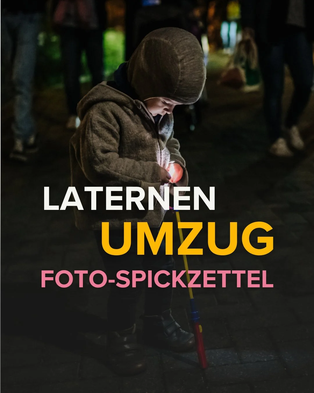 Sich bewegende Kinder im Dunkeln zu fotografieren, ist irre schwer. Das d&uuml;rft ihr nicht vergessen. Wie es doch klappen kann:⁠
⁠
Als ich meinen Sohn beim Laternenumzug die beiden letzten Jahre fotografiert habe, hat es mit diesen 4 Kameraeinstell