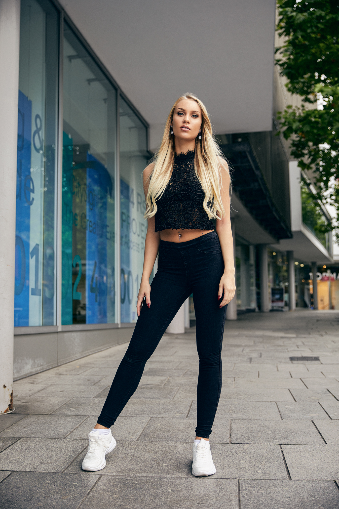 Julia040918-009-Web.jpg