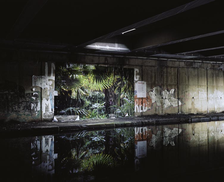 This oasis in the concrete desert held our attention for nearly 2 hours as the morning light moved and illuminated the mural and tunnel.