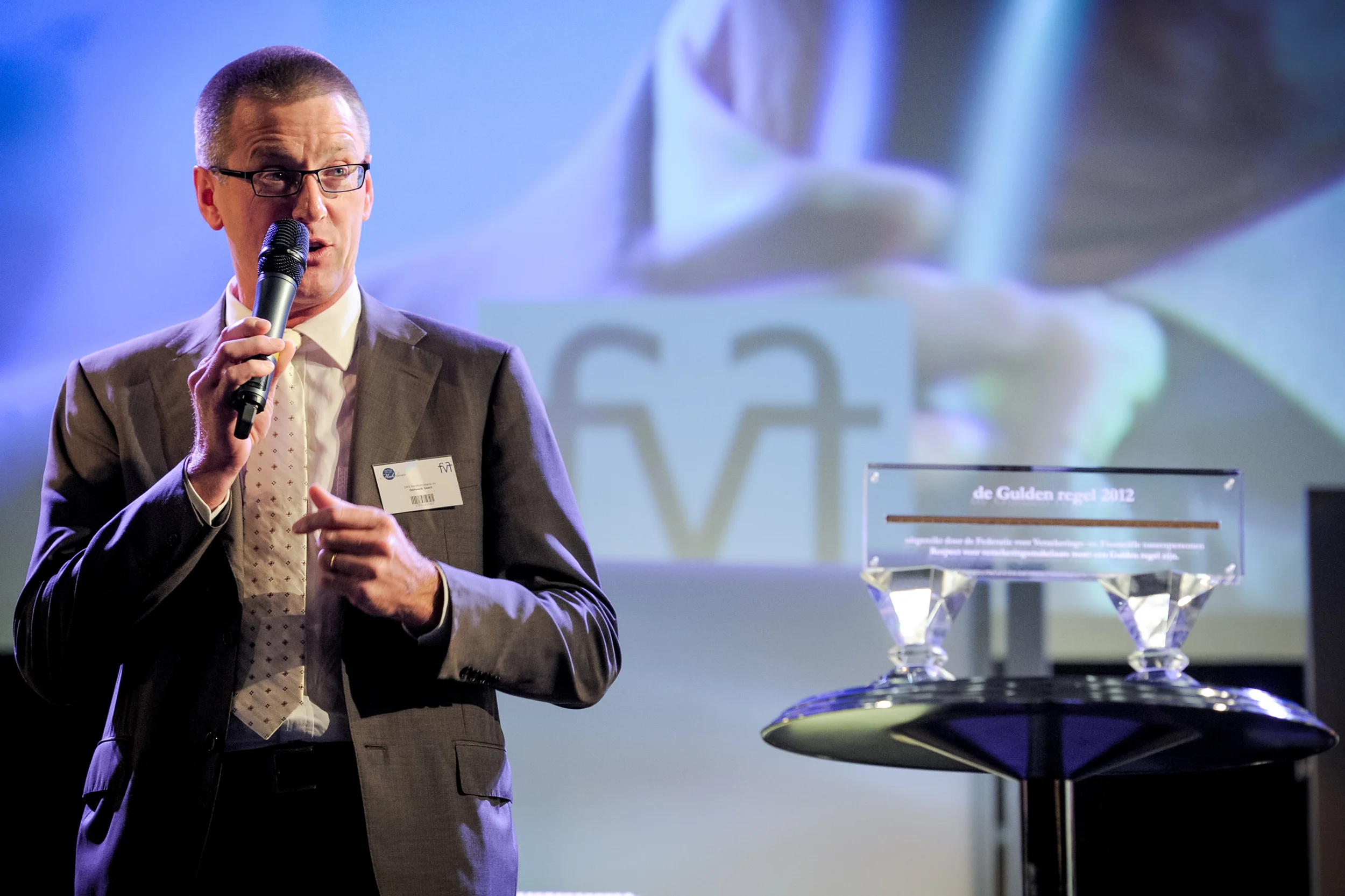 _AHT9404 FVF Gulden Regel 2012 Geert Dehouck.jpg