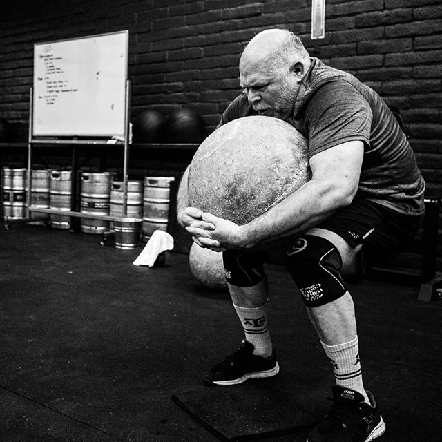 MOVING ROCKS (pt.1)
•••
📷: @davexre .
.
.
.
.
.
.
#tcs #traviscountystrength #LIFT #LIFT4women #strengthtraining #strengthandconditioning #strongman #gym #squats #austin #atx #simplenoteasy #leadfromthefront #totallysatisfied