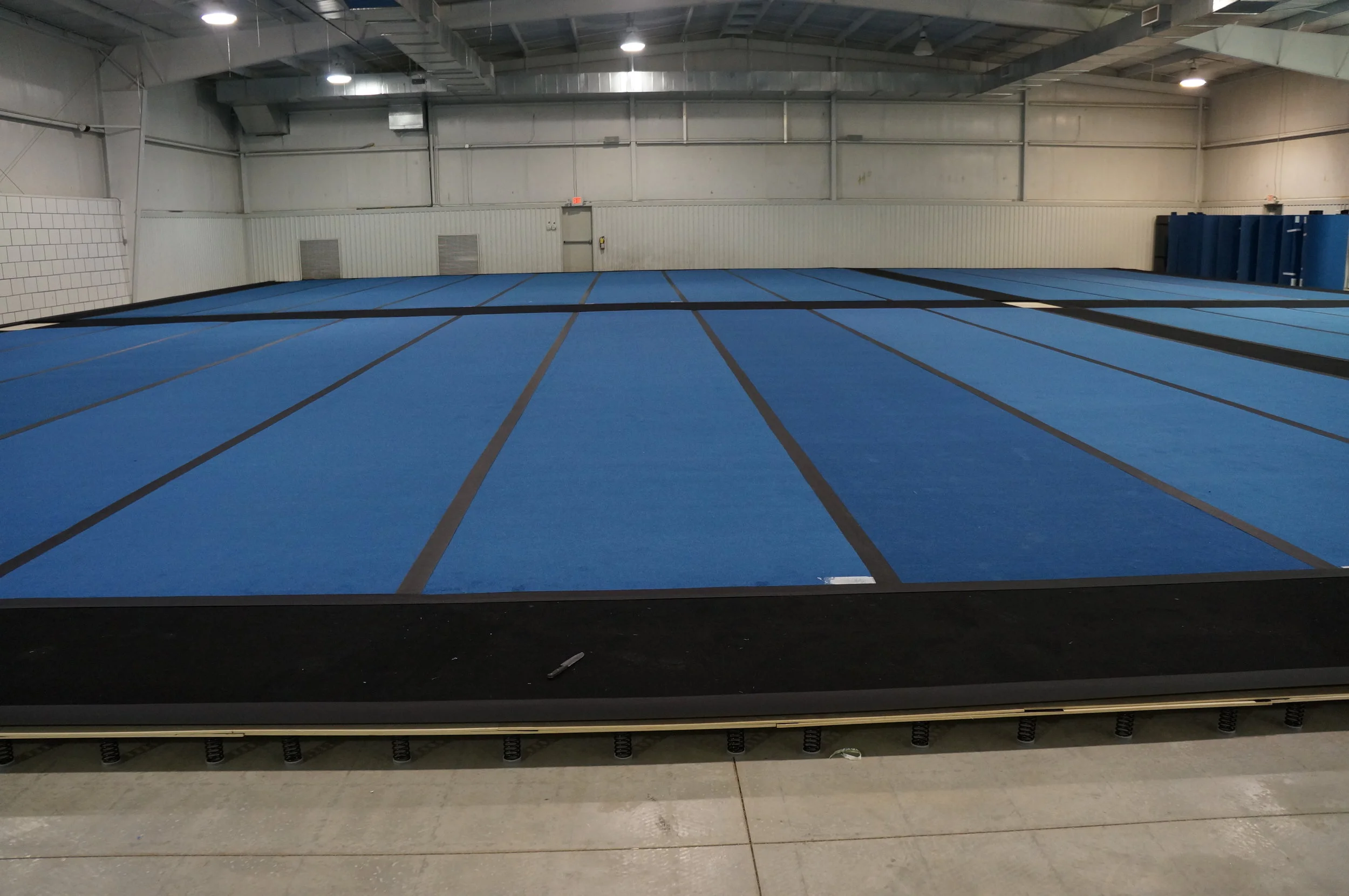 cheerleading floor