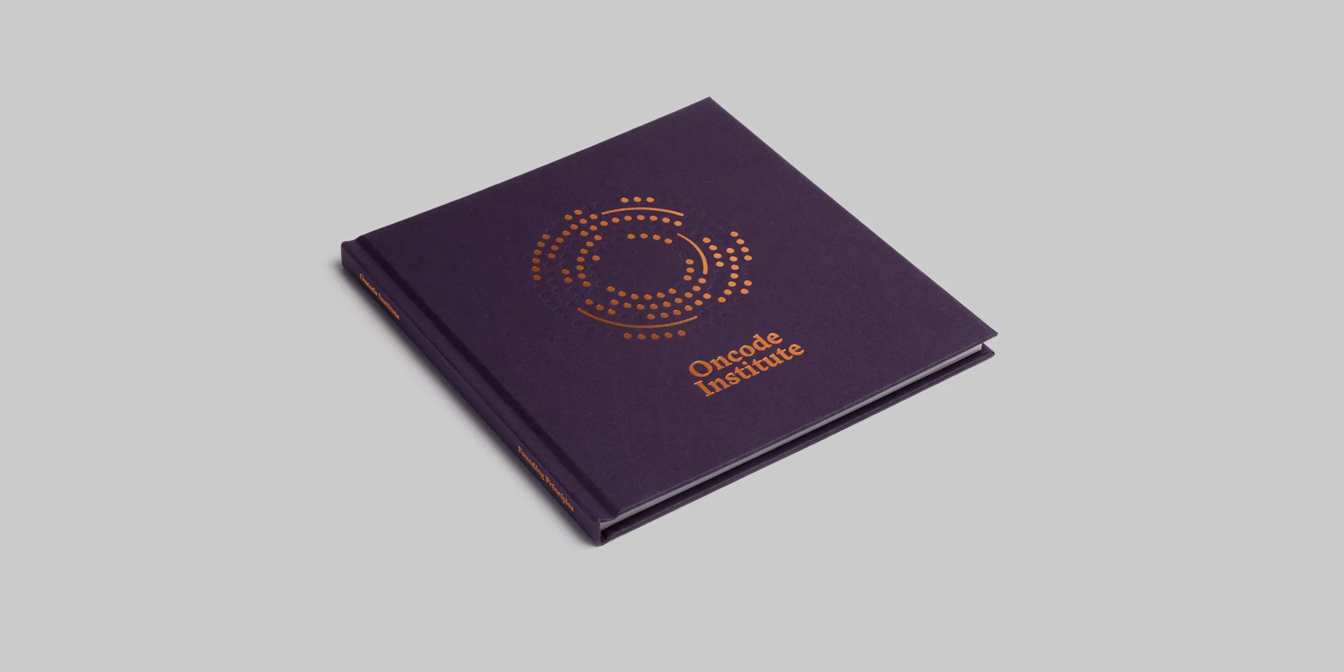 momkai_case_oncode_book_01 logo.jpg
