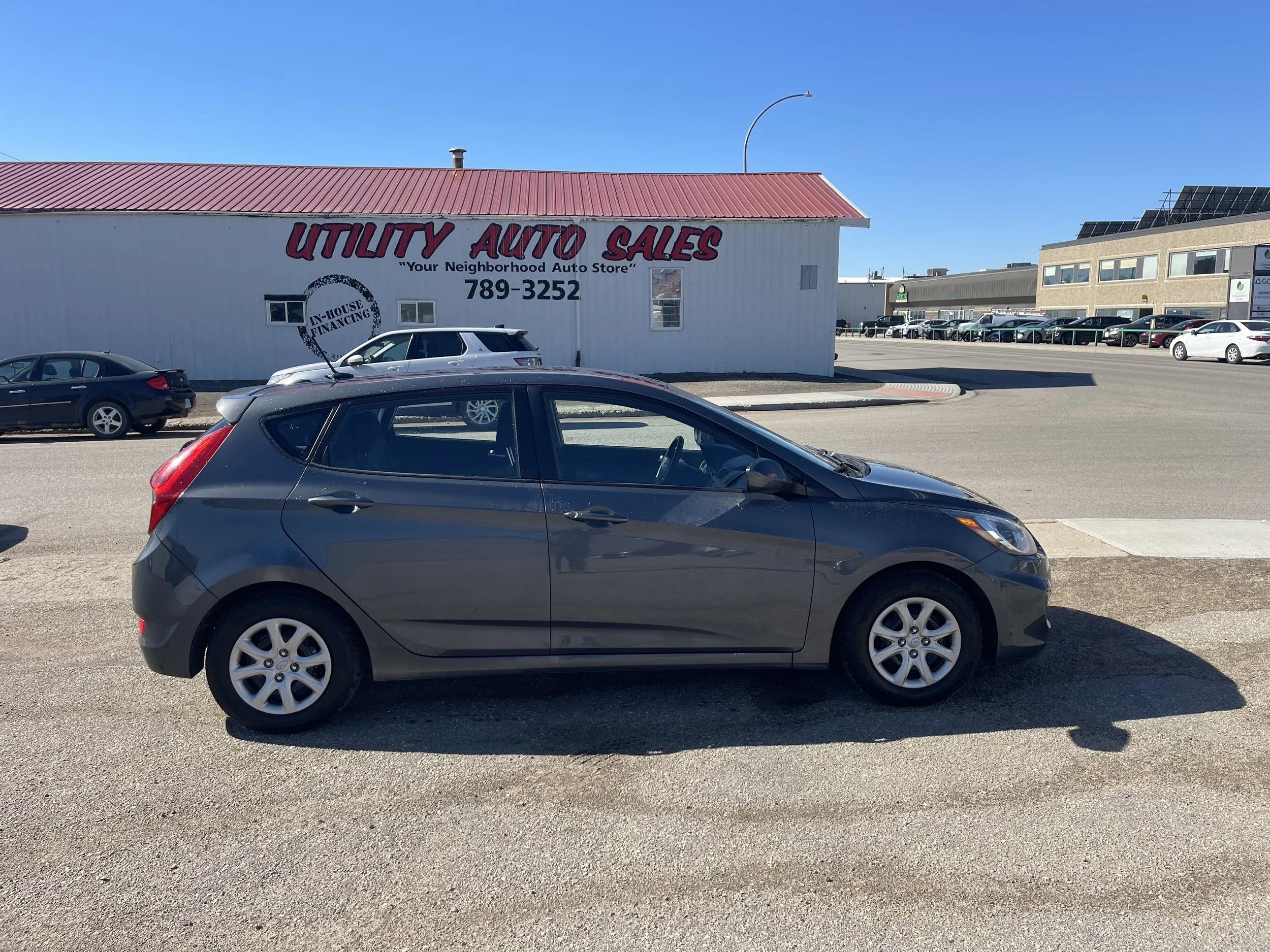 2012 HYUNDAI ACCENT GS