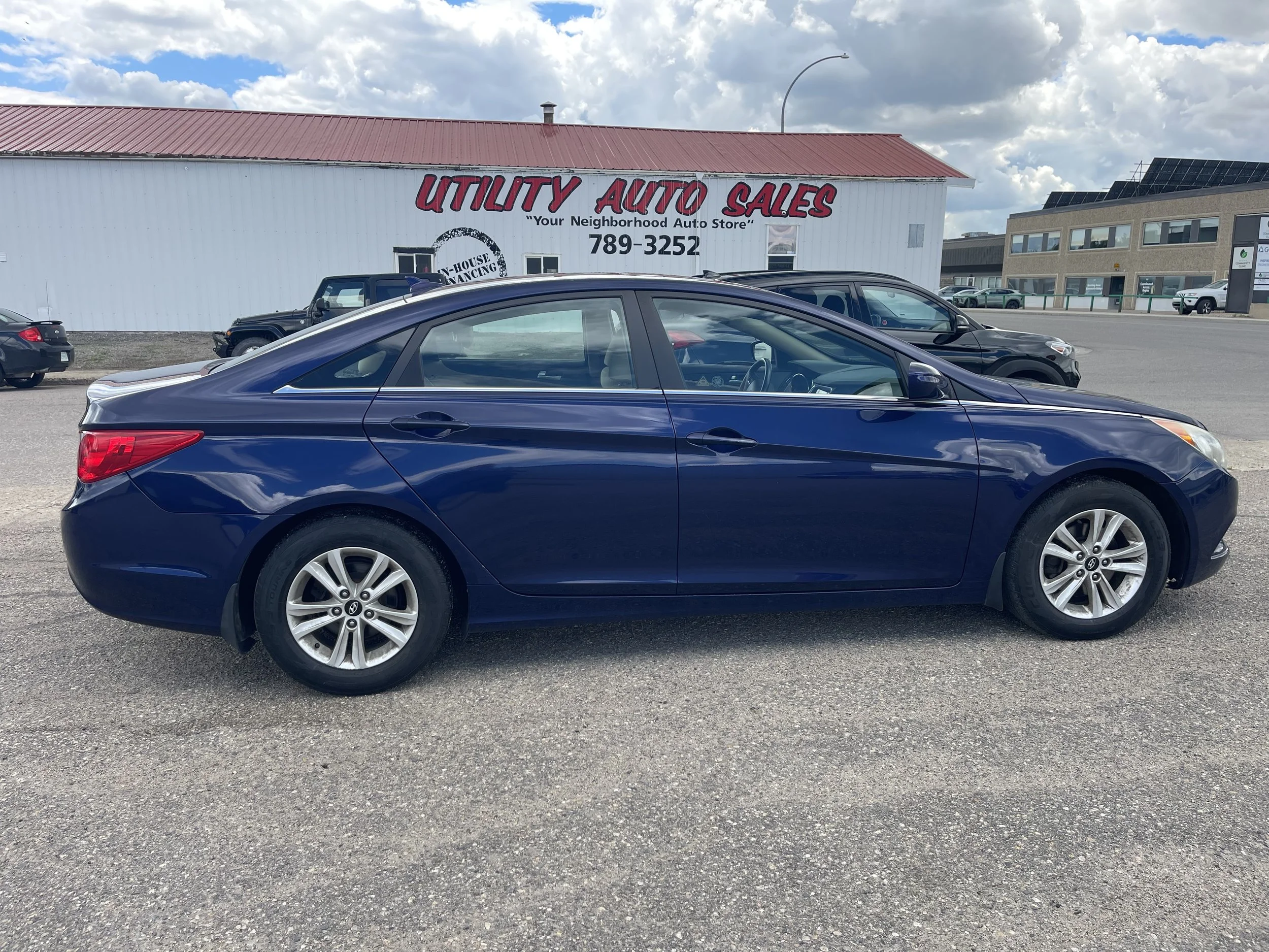 2011 HYUNDAI SONATA