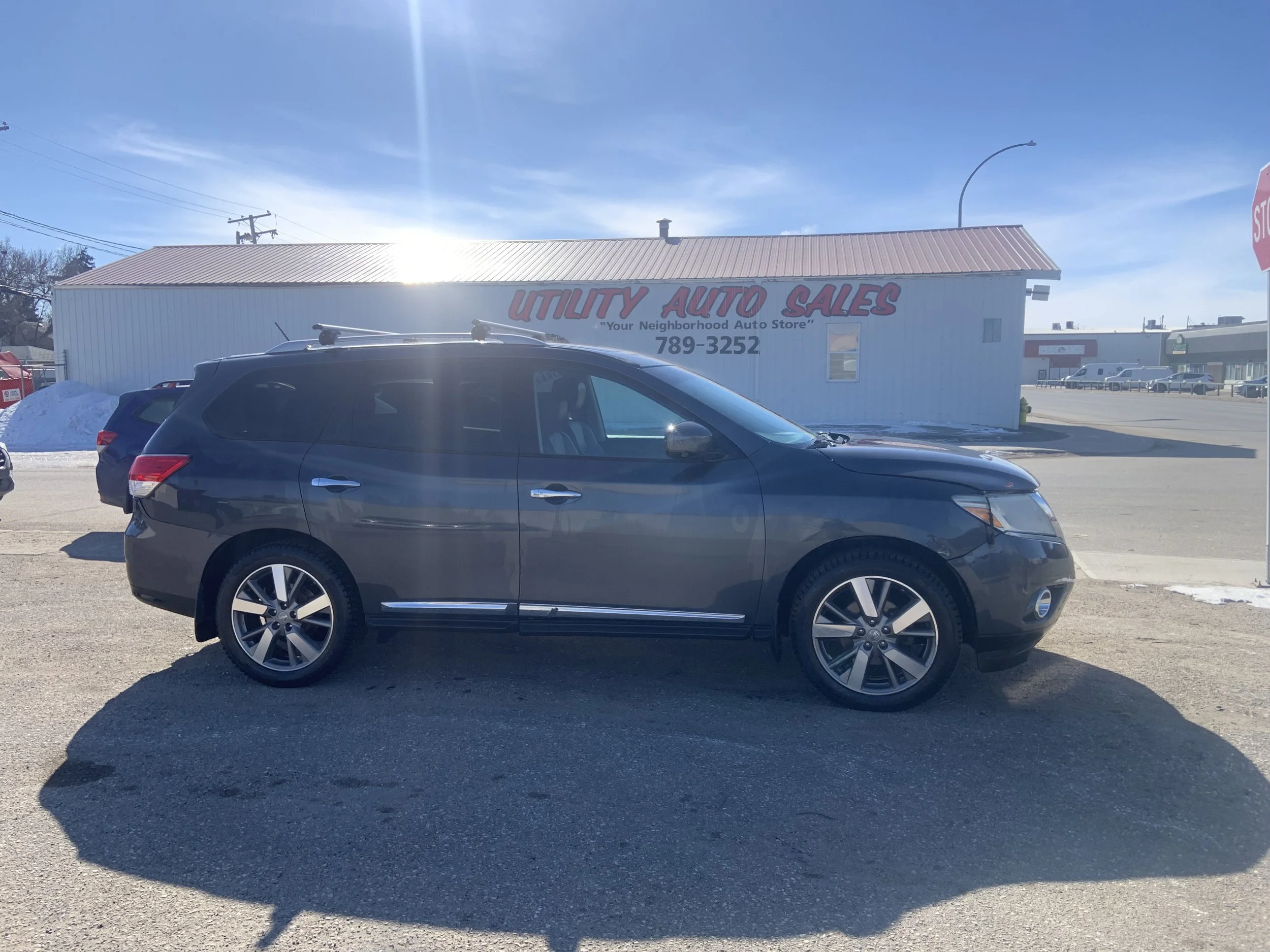 2014 NISSAN PATHFINDER **ONLY 114, 853 KMS!