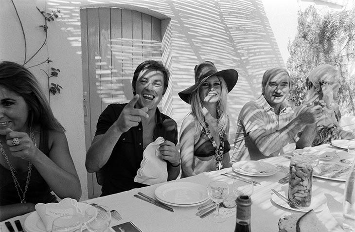 Alain Delon, Brigitte Bardot, & Eddie Barclay beat the heat with style in St. Tropez. Where else?