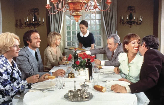 The Discreet Charm of the Bourgeoisie : the opposite of a twenty minute dinner party.