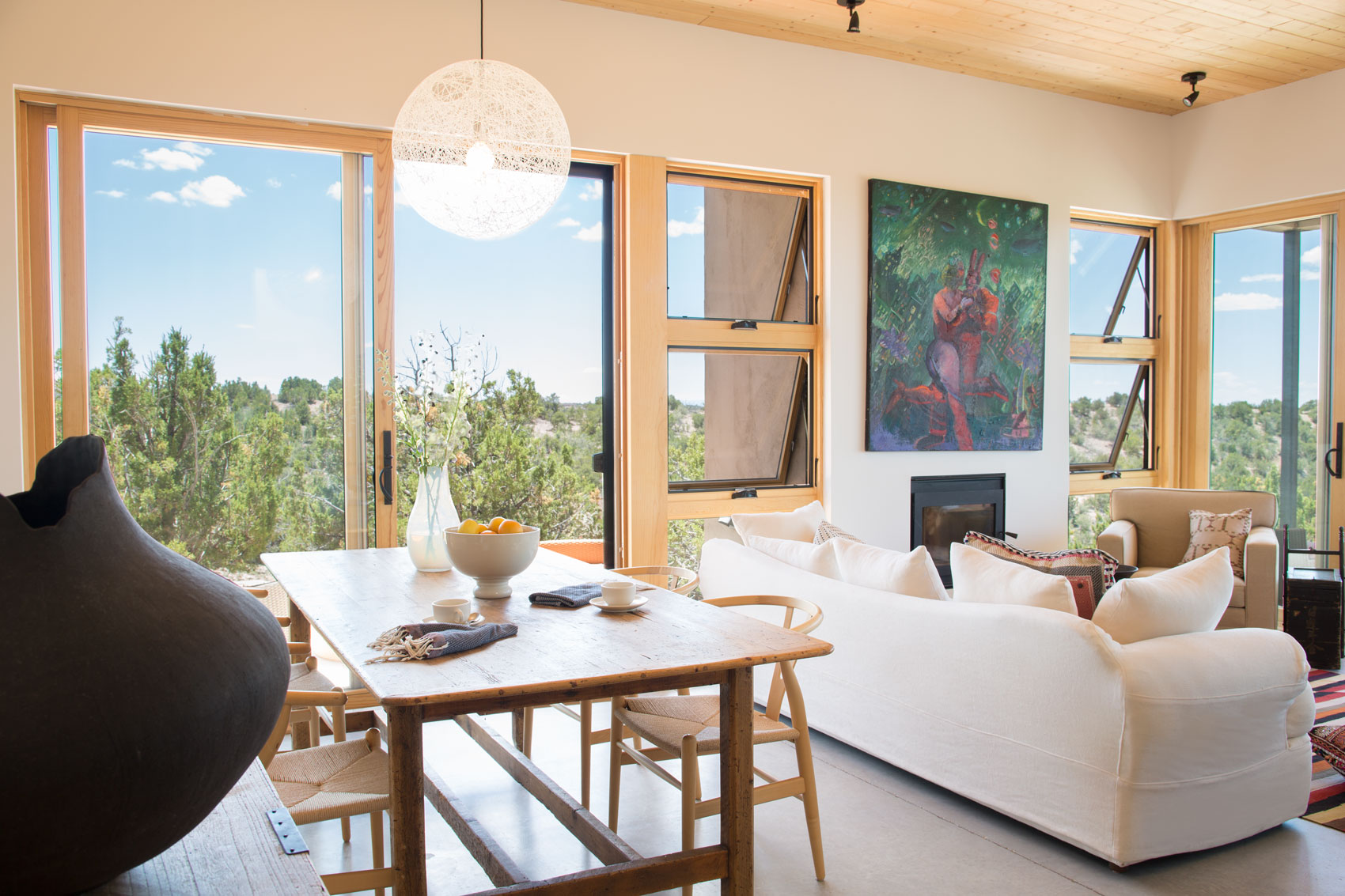 Interior of 900sf TANSUCASA