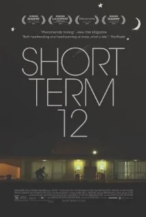 Título: Short Term 12 Director: Destin Daniel Cretton Escritor: Destin Daniel Cretton Cinematógrafo: Brett Pawlak