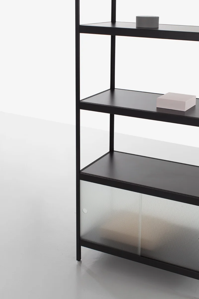 KEWLOX_JULIENRENAULT_MIST_COLLECTION_FRAME_BLACK_SHELF_DETAILS_02.03.jpg