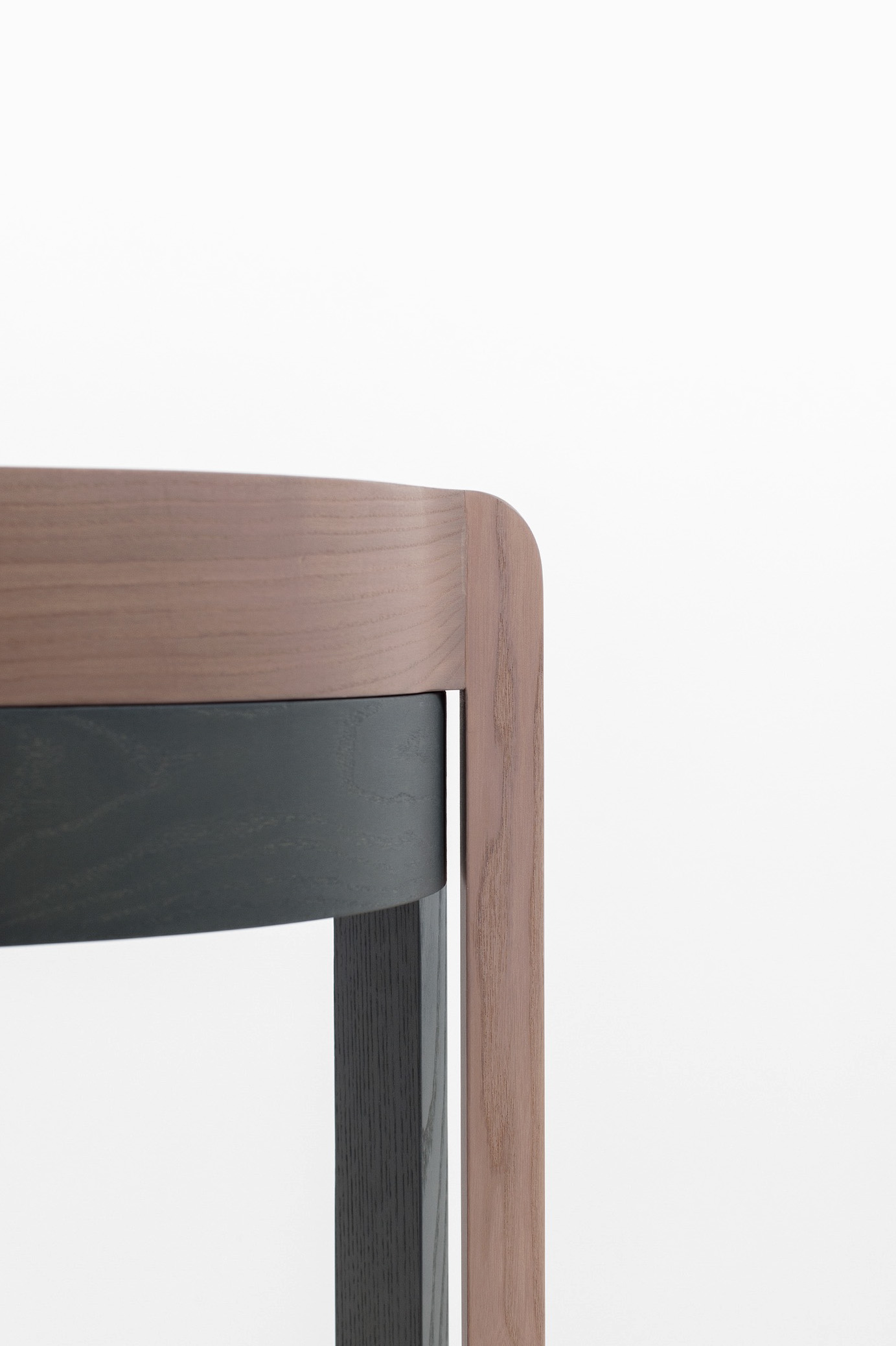 STATTMANN_ADD_STOOL_PHOTOGRAPHY_JULIENRENAULT_DETAILS_02.08.jpg