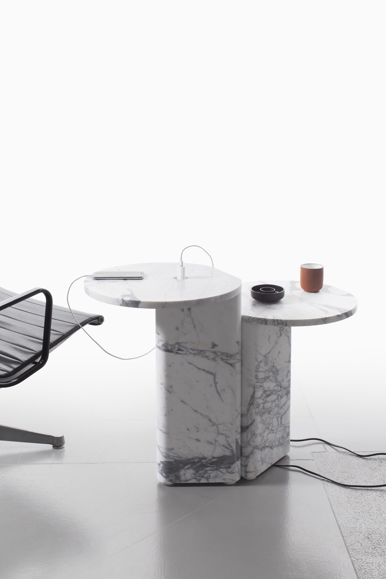 POWER_SIDETABLE_ROUND_DOUBLE_01.14.jpg