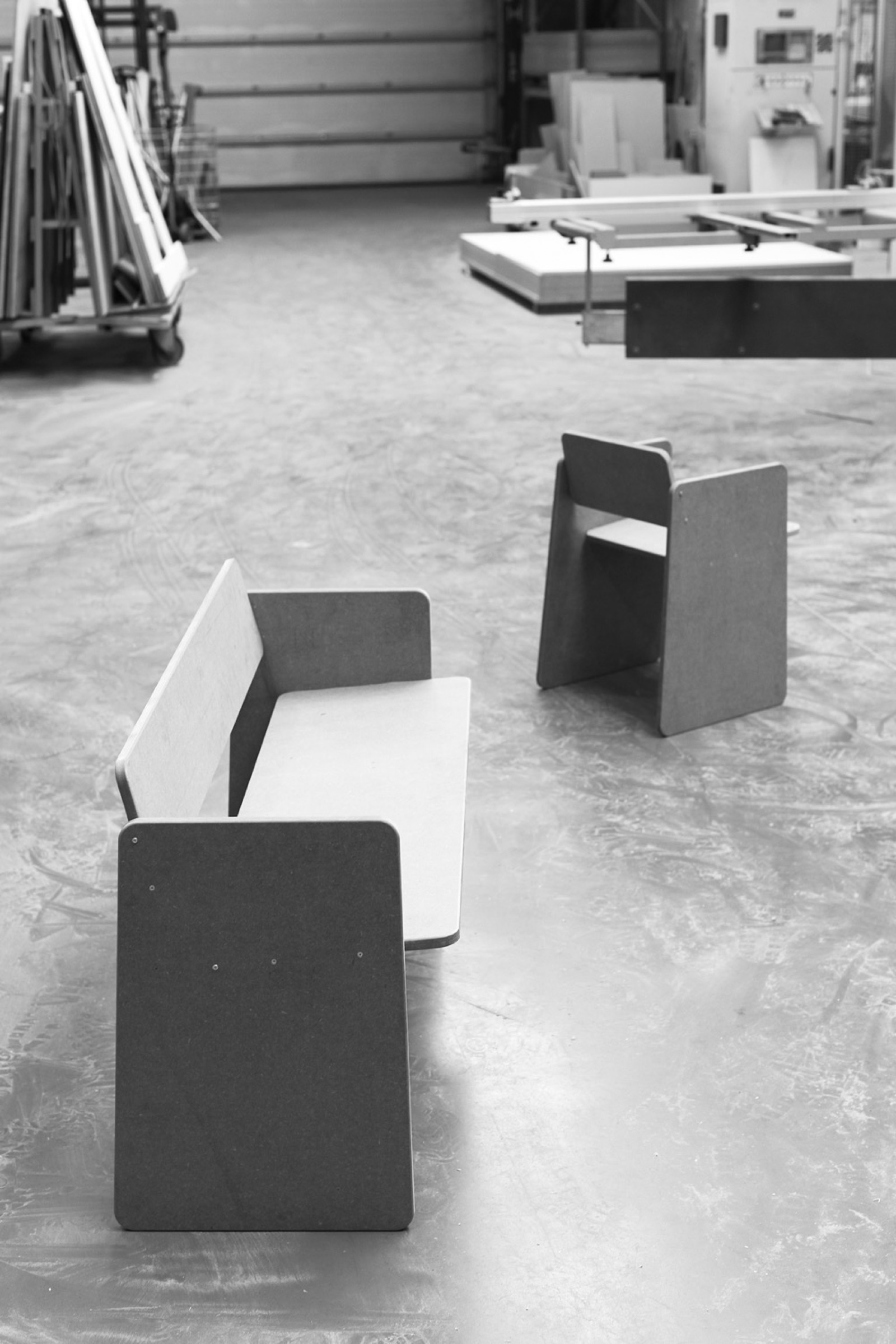 BOARD is a building system, where furniture are made from a minimum of massive wood planks assembled with invisible joinery thanks to the thickness of the material