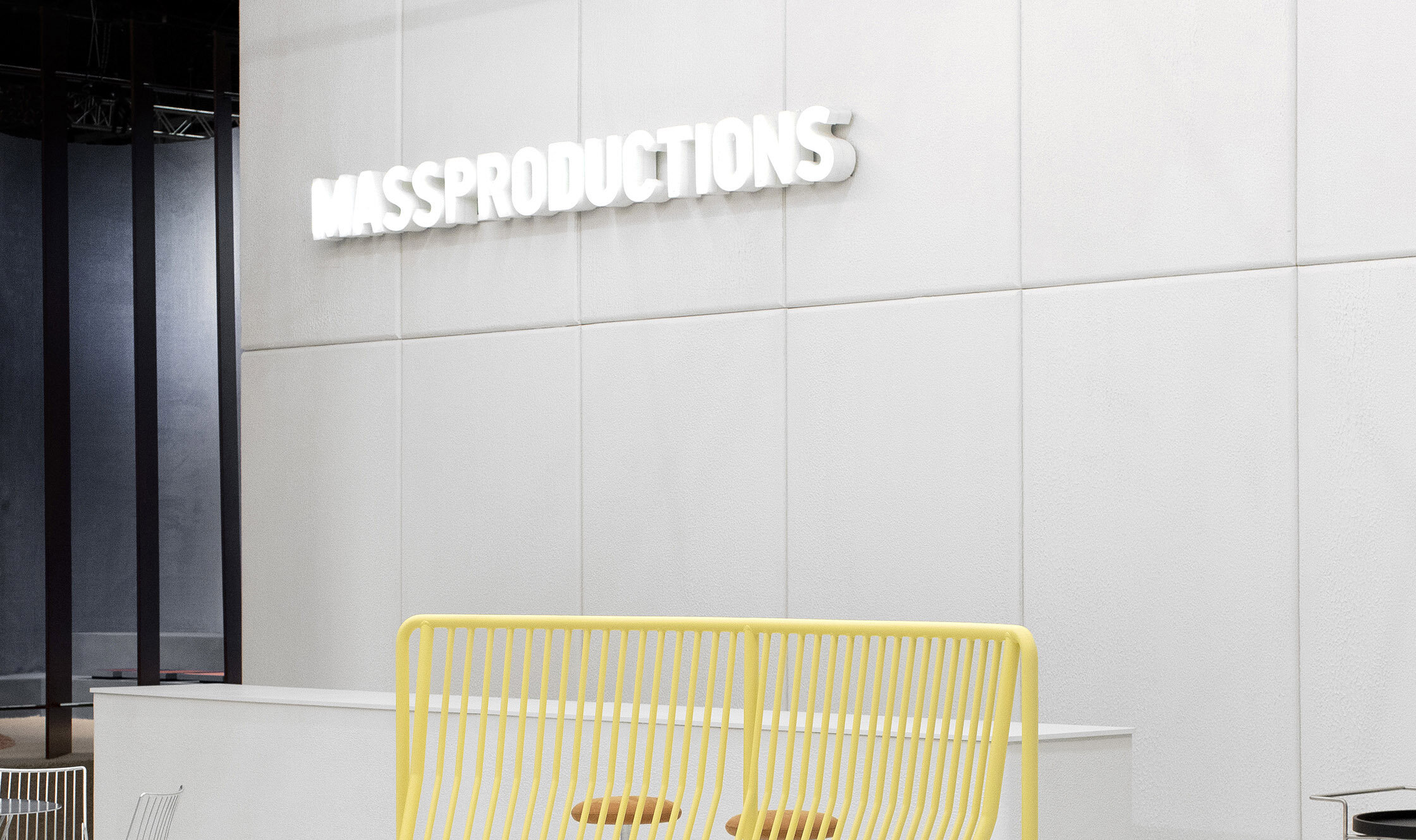 MASSPRODUCTIONS_BOOTH_SFF2020_JRO_PV_01.jpg