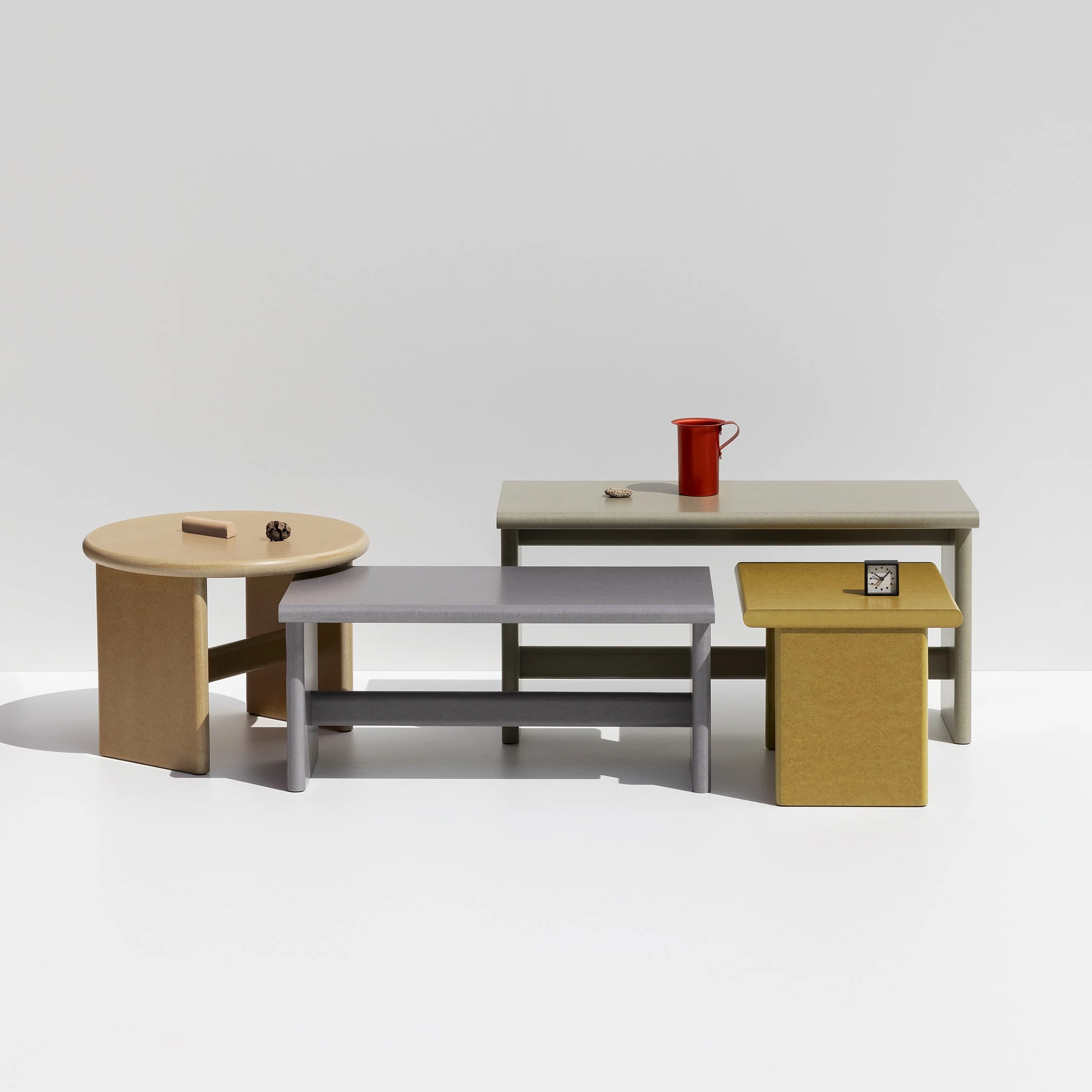 Made in Belgium and delivered flat-packed, the tables can be assembled quickly using self-tightening connectors. OTAP is available in 4 sizes and 7 colors.