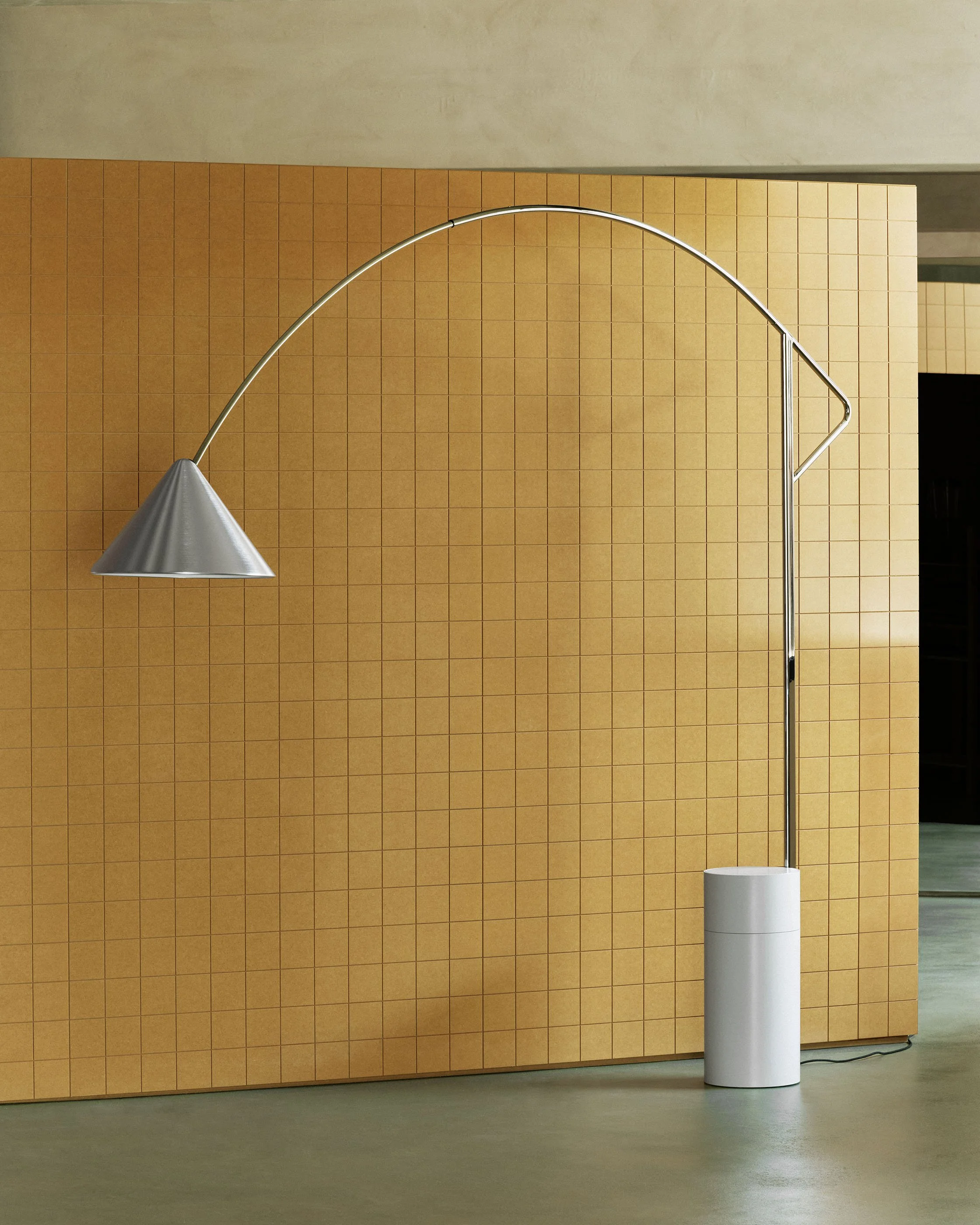 Compass Floor lamp