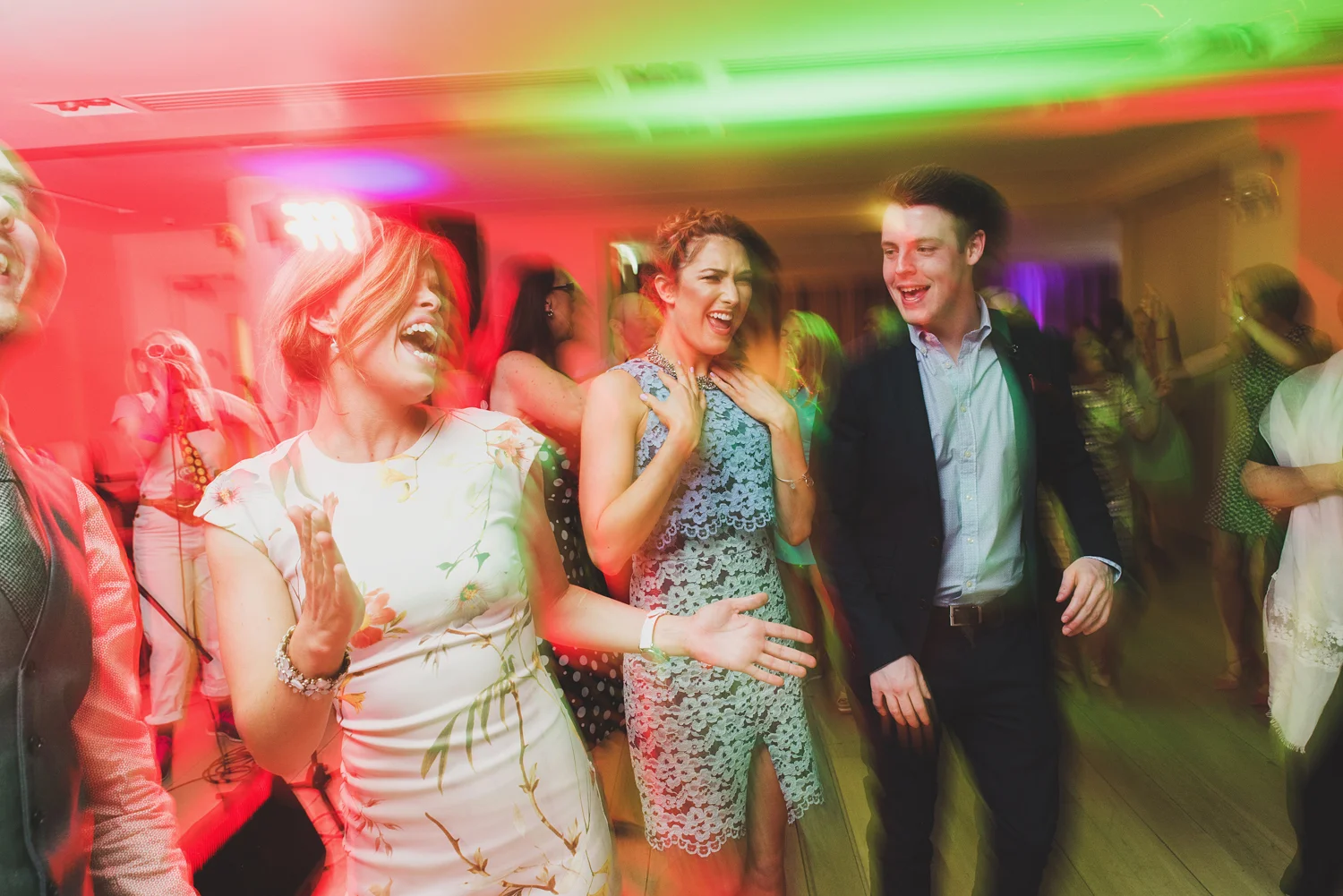 Wedding-in-Dublin-City-Centre-Morrison-Hotel-Wedding-Photography-Dublin-Stylish-City-Wedding150.jpg