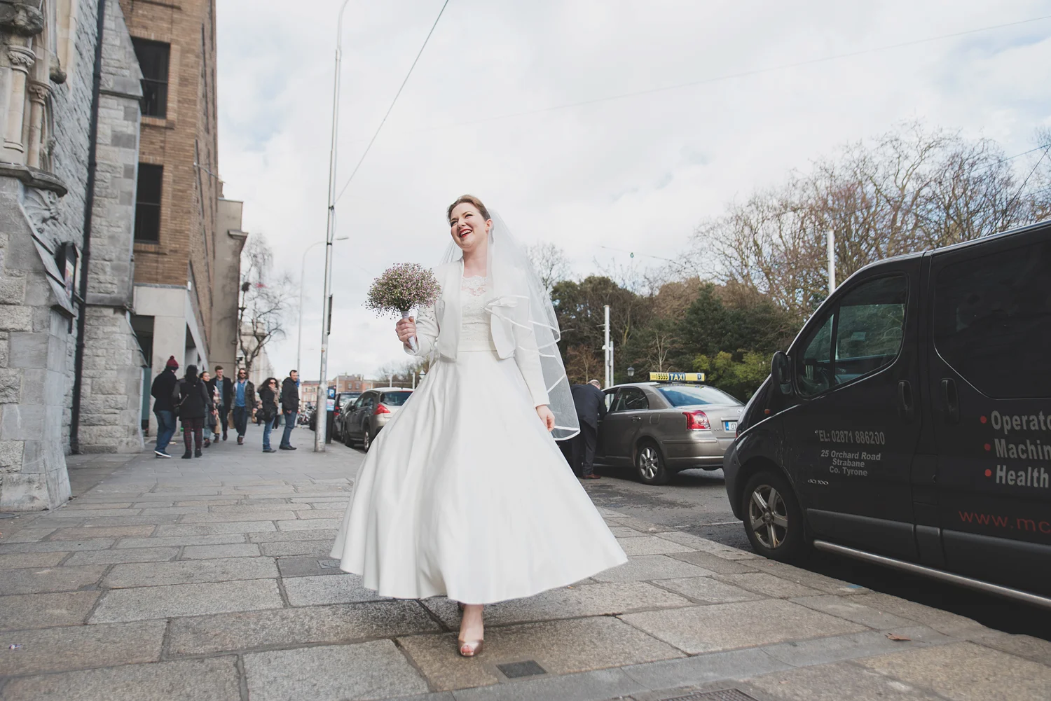 Wedding-in-Dublin-City-Centre-Morrison-Hotel-Wedding-Photography-Dublin-Stylish-City-Wedding202.jpg