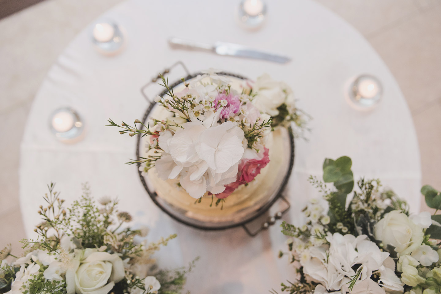 Wedding Cake in Tankardstown House Meath Wedding photographers meath ireland