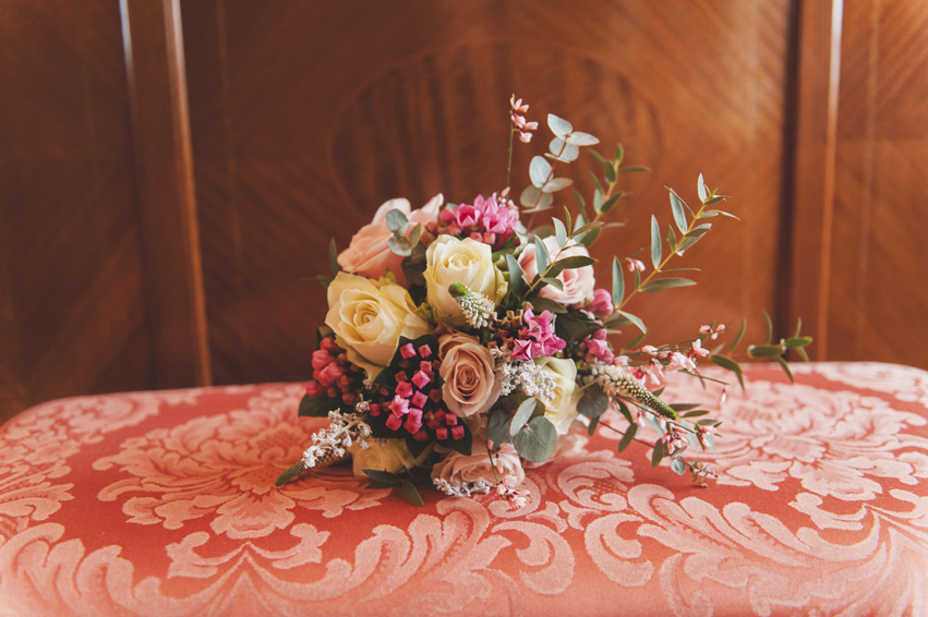 Wedding Flowers yellow and peach roses