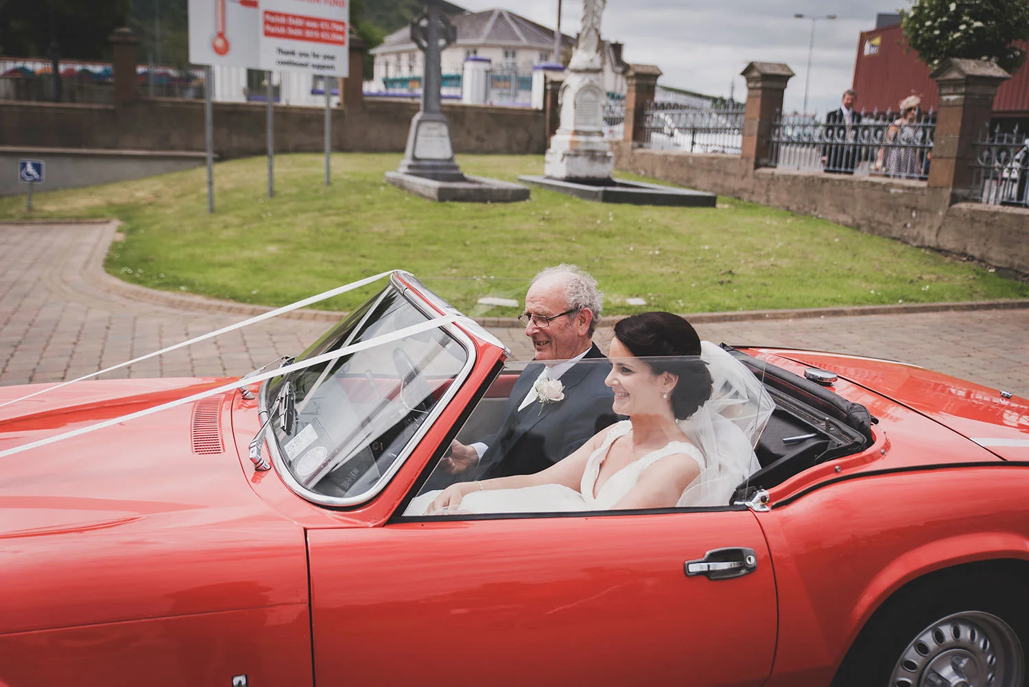 wedding-photographers-ireland-053.jpg