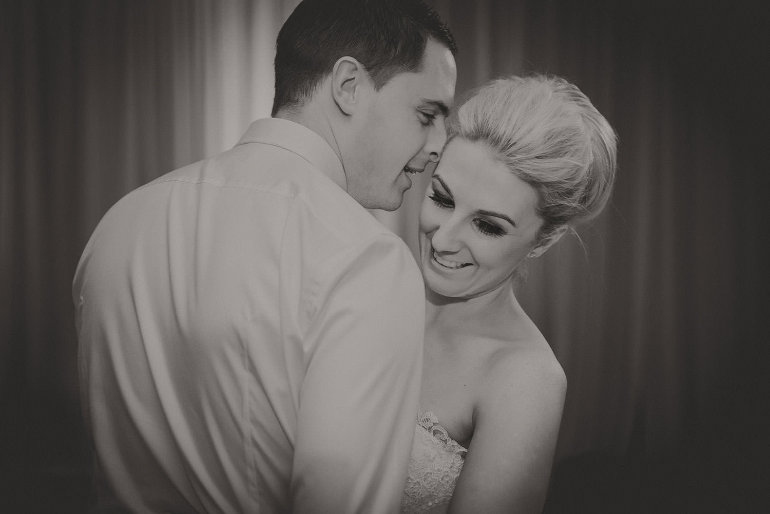 clontarf-castle-hotel-wedding-photography-105.jpg
