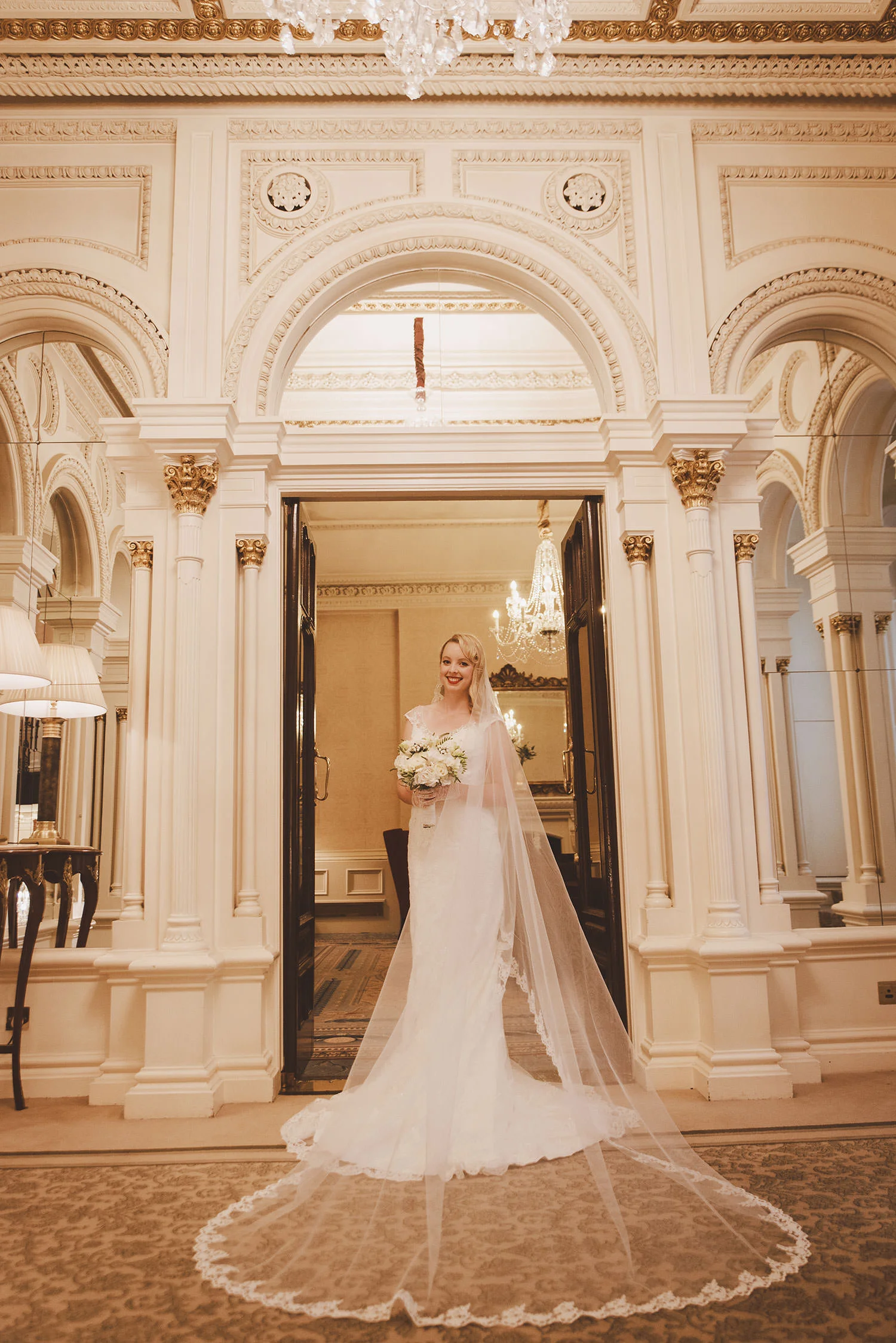 shelbourne-hotel-wedding-photographer-038.jpg